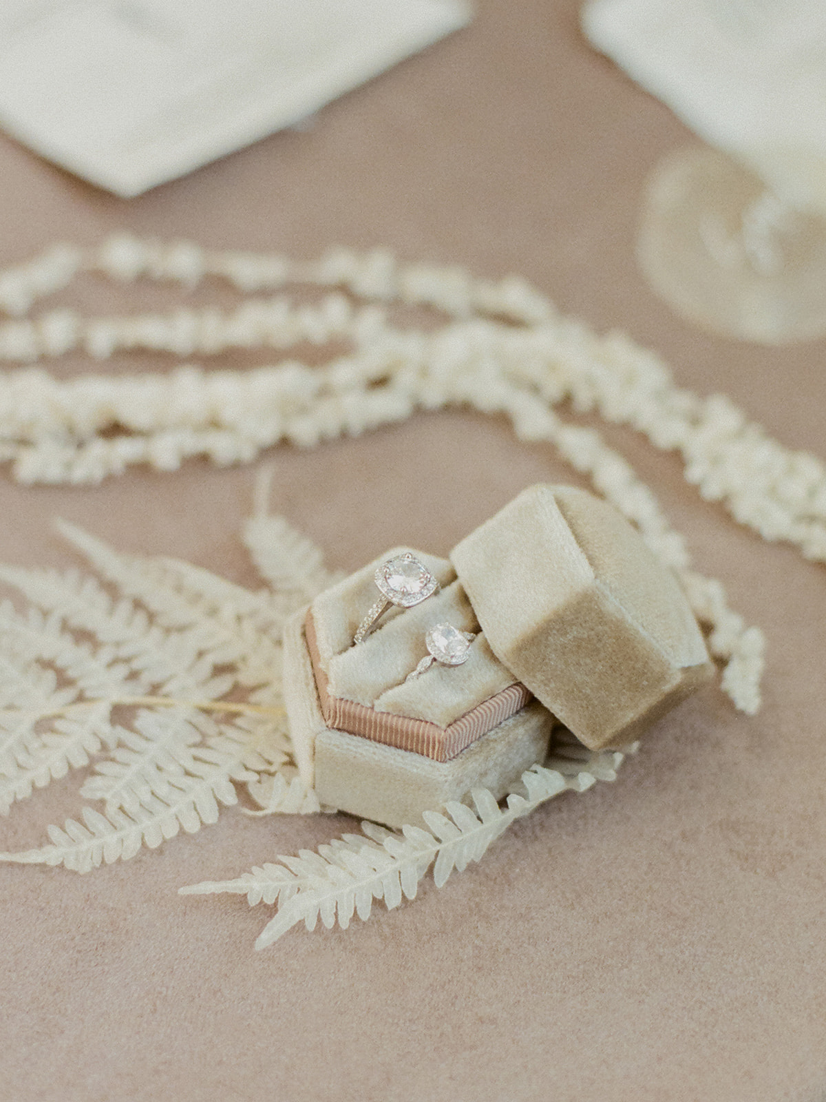 Fugue d'été au Café Léoube - Blog Mariage Madame C