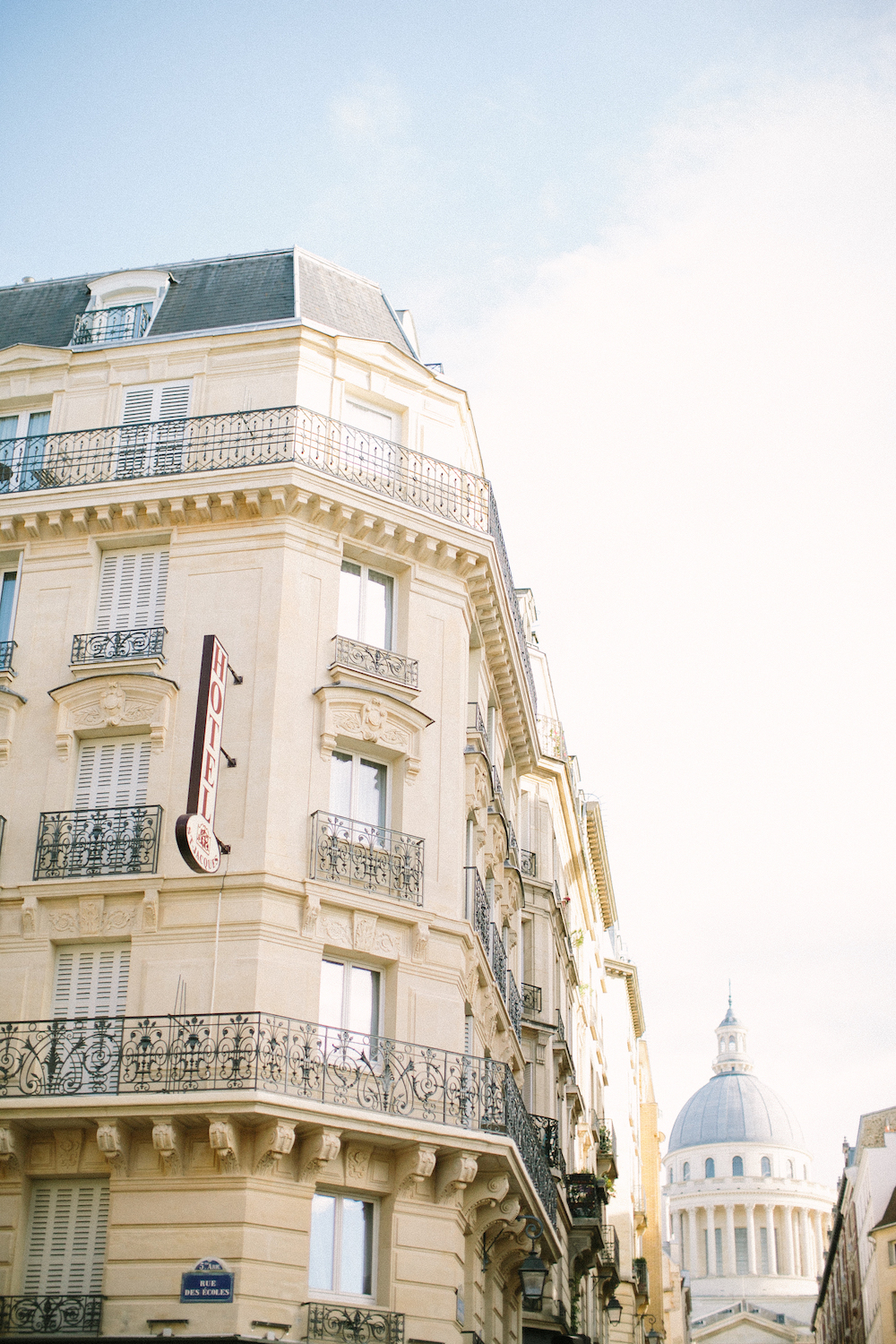 Mariage intime au Panthéon - Maëlys + Paul-Loup - Blog Mariage Madame C Mariage intime au Panthéon - Maëlys + Paul-Loup - Blog Mariage Madame C