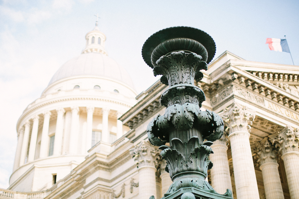 Mariage intime au Panthéon - Maëlys + Paul-Loup - Blog Mariage Madame C Mariage intime au Panthéon - Maëlys + Paul-Loup - Blog Mariage Madame C
