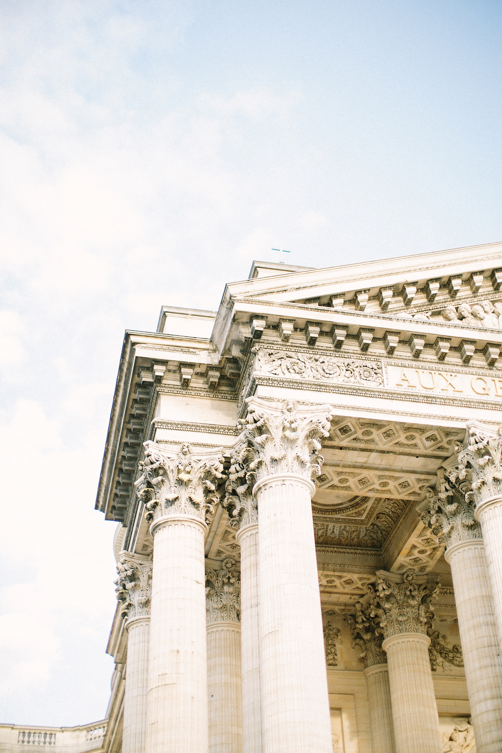 Mariage intime au Panthéon - Maëlys + Paul-Loup - Blog Mariage Madame C Mariage intime au Panthéon - Maëlys + Paul-Loup - Blog Mariage Madame C