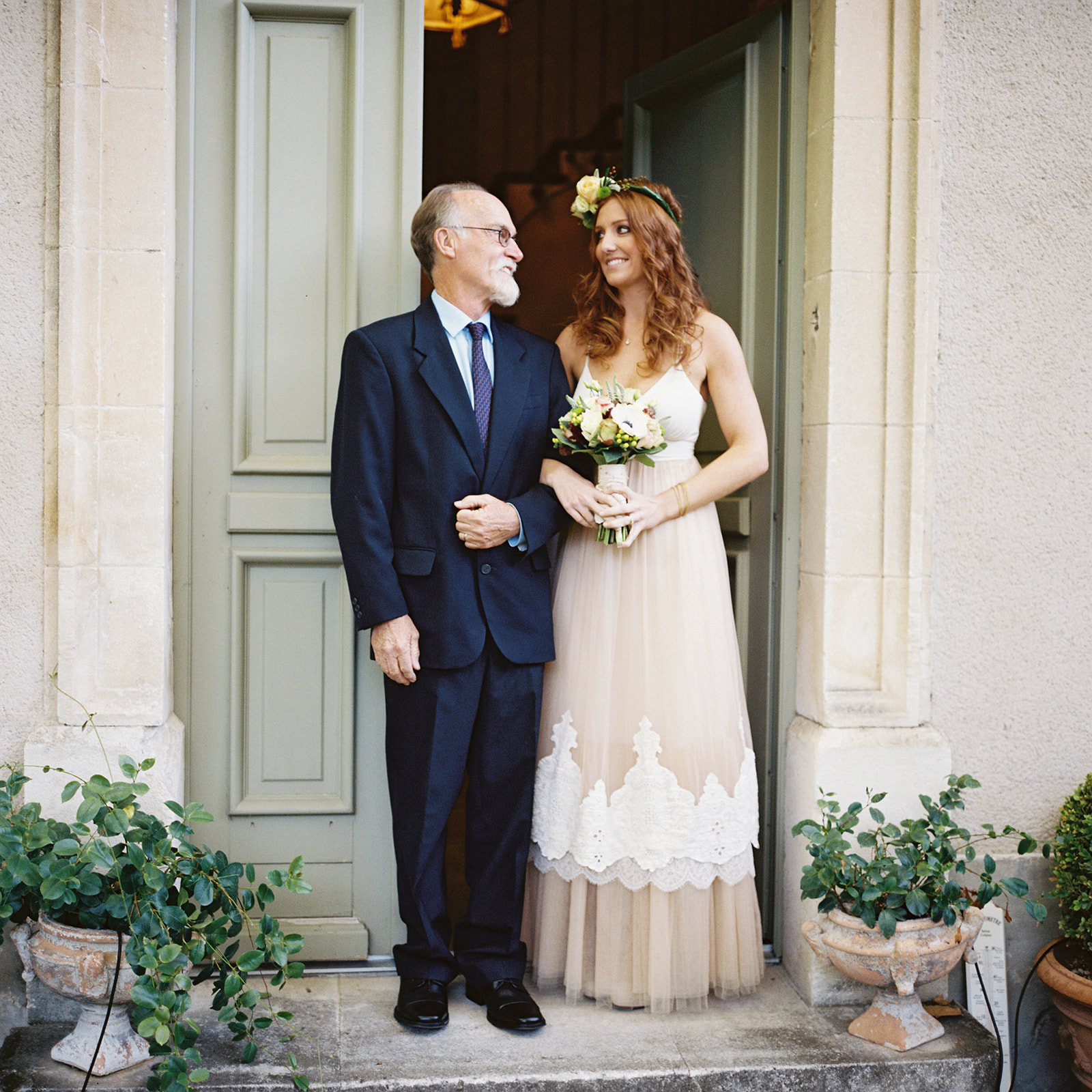 Mariage de Provence à la Bastide de Laurence - Mollie + Eduardo - Blog Mariage Madame C