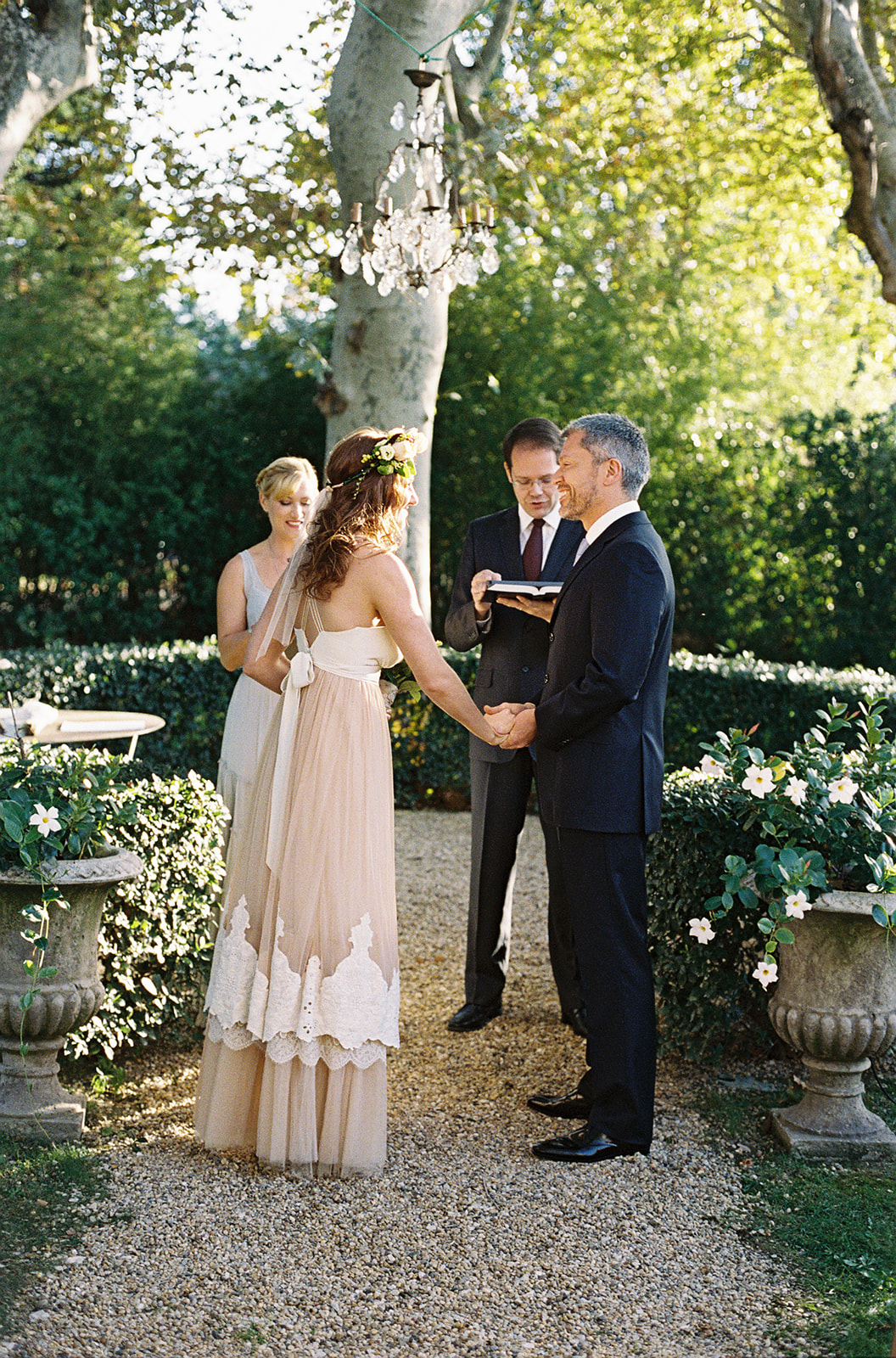 Mariage de Provence à la Bastide de Laurence - Mollie + Eduardo - Blog Mariage Madame C