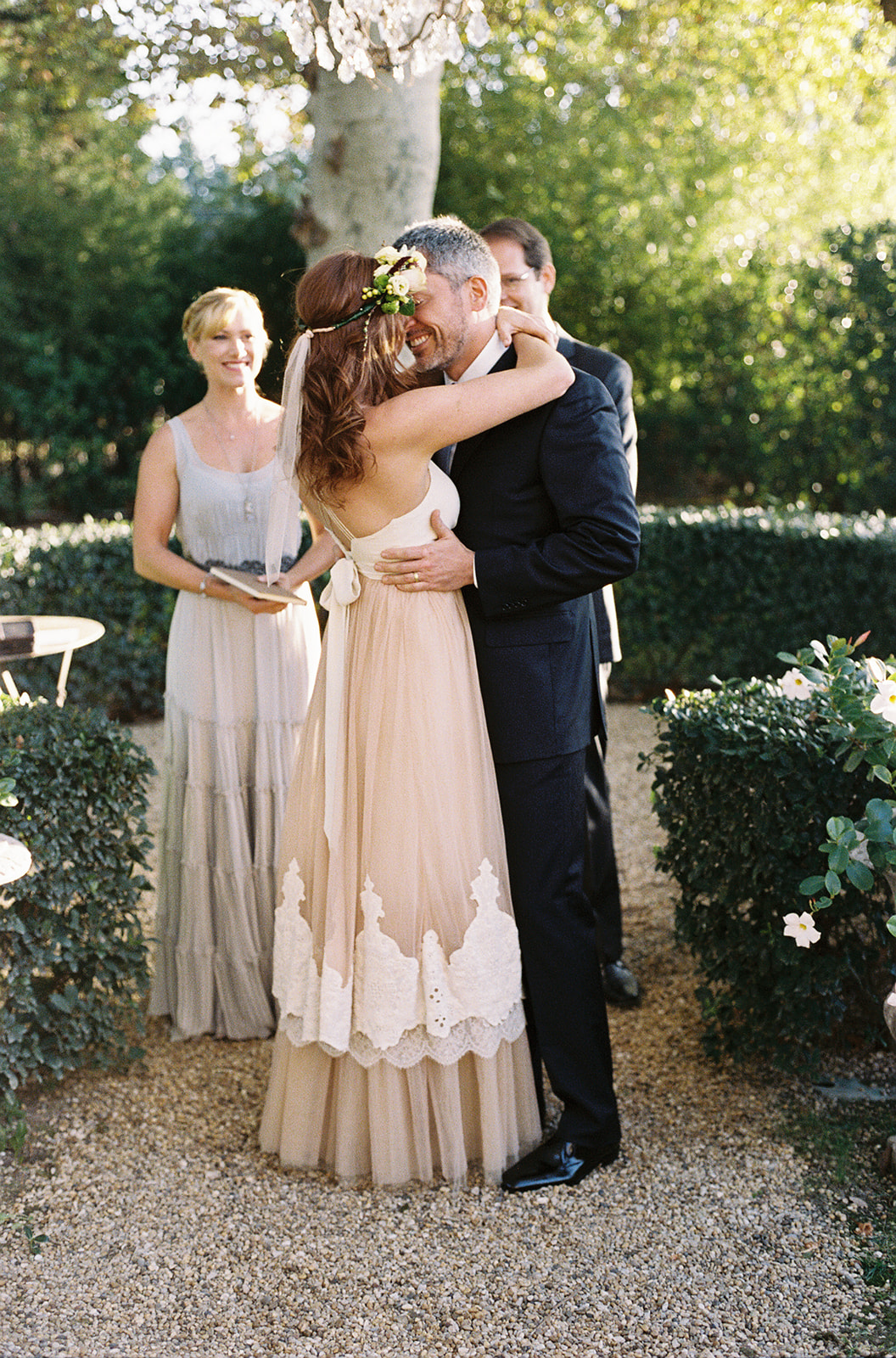 Mariage de Provence à la Bastide de Laurence - Mollie + Eduardo - Blog Mariage Madame C