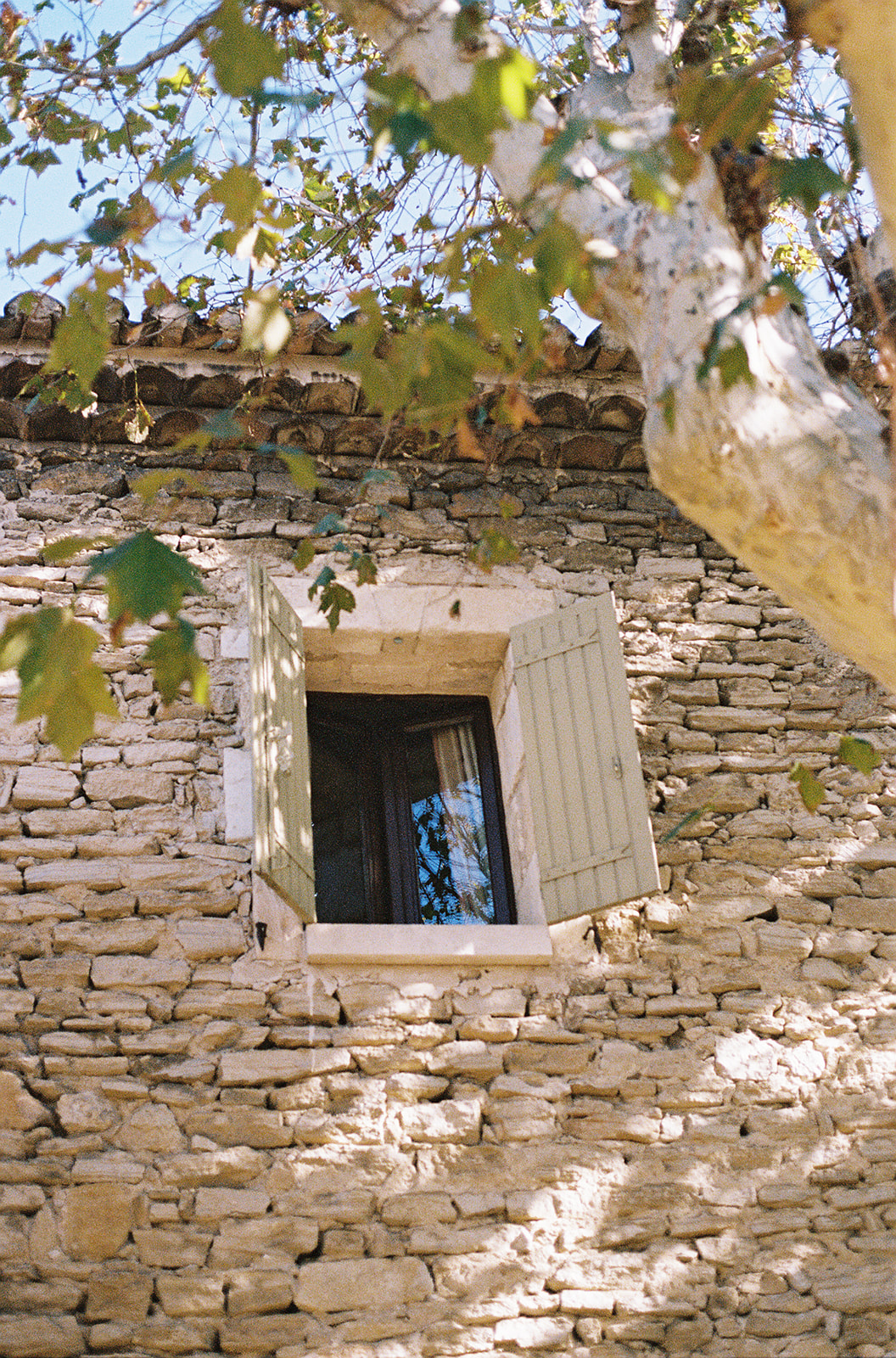 Mariage de Provence à la Bastide de Laurence - Mollie + Eduardo - Blog Mariage Madame C
