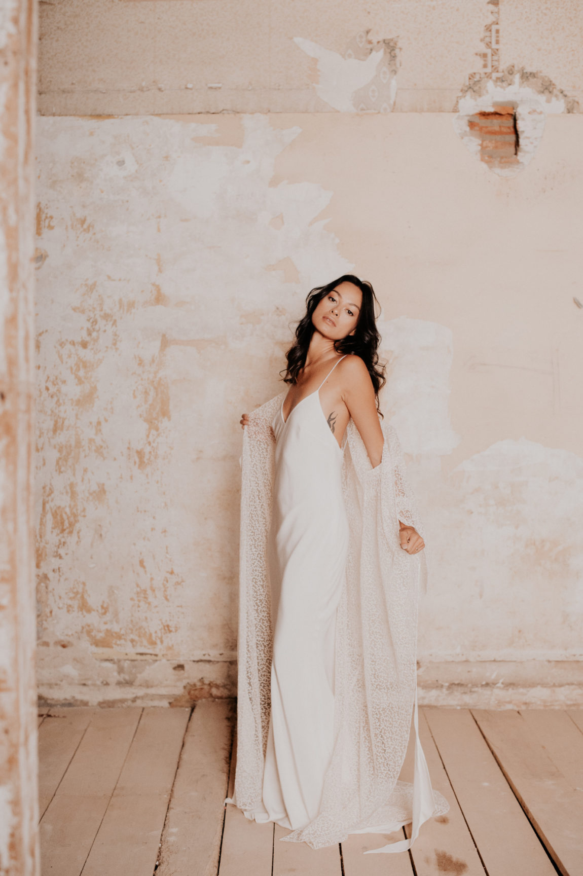 Céline Ménard Collection 2021 - Robes de mariée - Blog Mariage Madame C Céline Ménard Collection 2021 // Photo - Céline Deligey