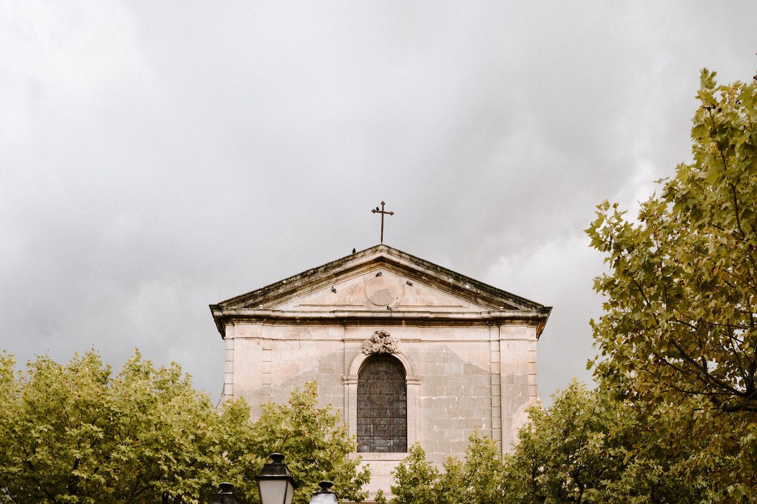 Mariage au Mas des Comtes de Provence - Delphine + Lucas - Blog Mariage Madame C