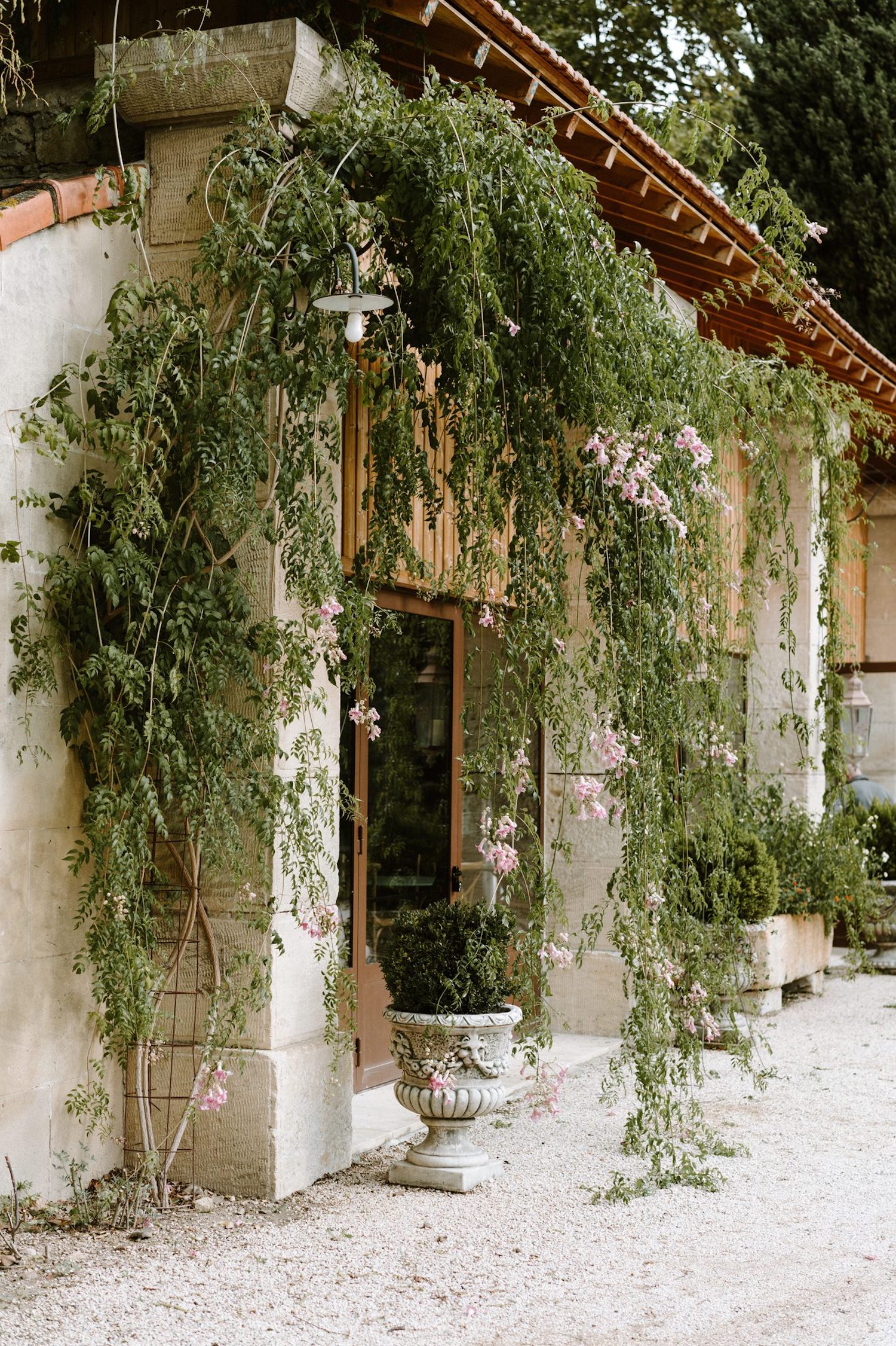 Mariage au Mas des Comtes de Provence - Delphine + Lucas - Blog Mariage Madame C