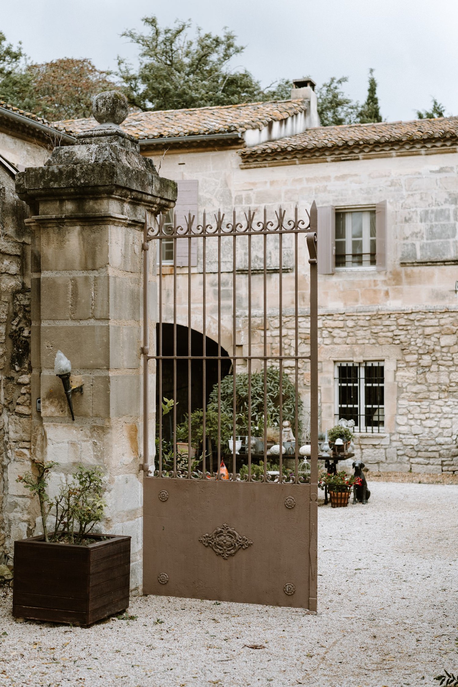 Mariage au Mas des Comtes de Provence - Delphine + Lucas - Blog Mariage Madame C