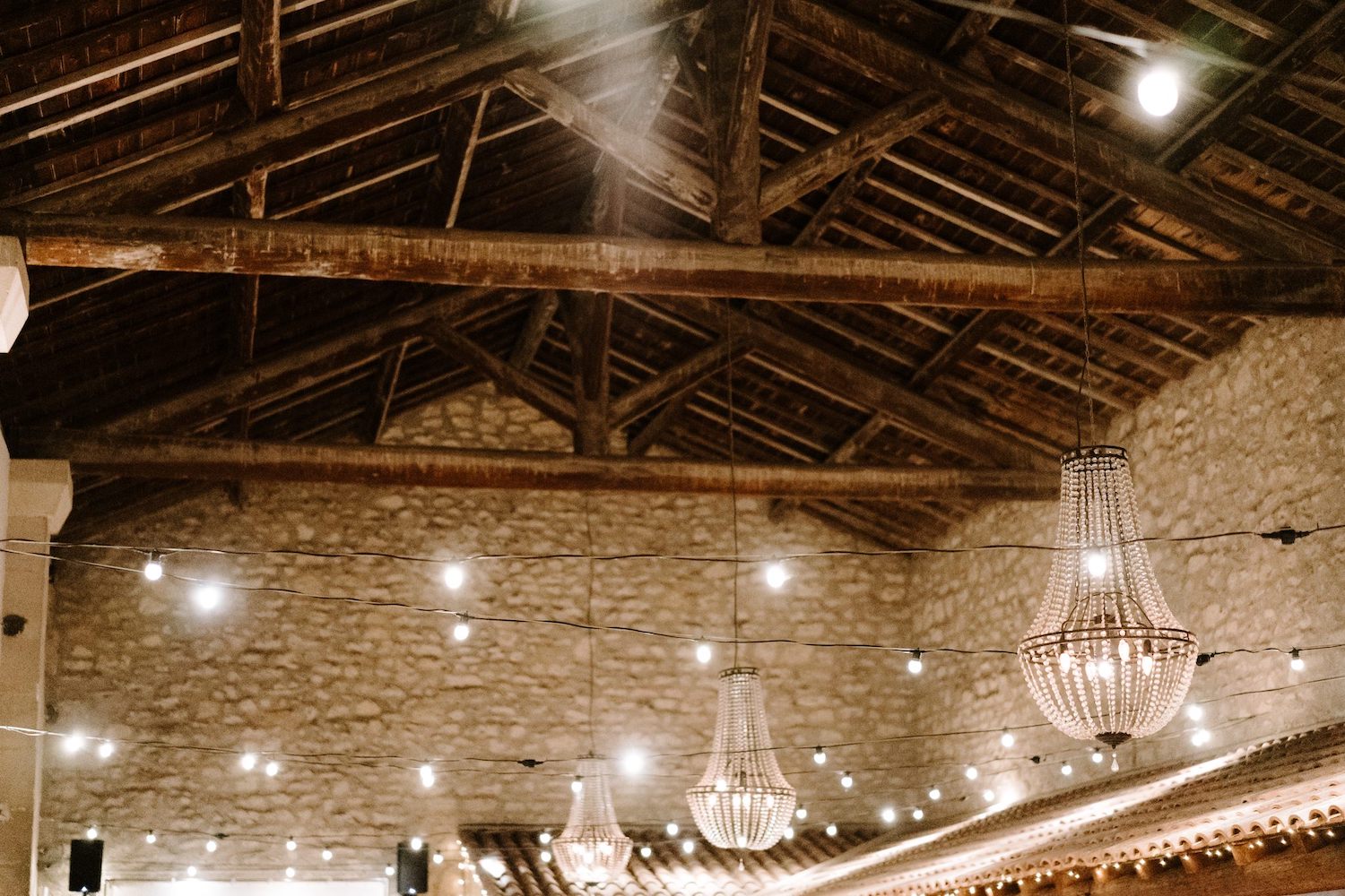 Mariage au Mas des Comtes de Provence - Delphine + Lucas - Blog Mariage Madame C