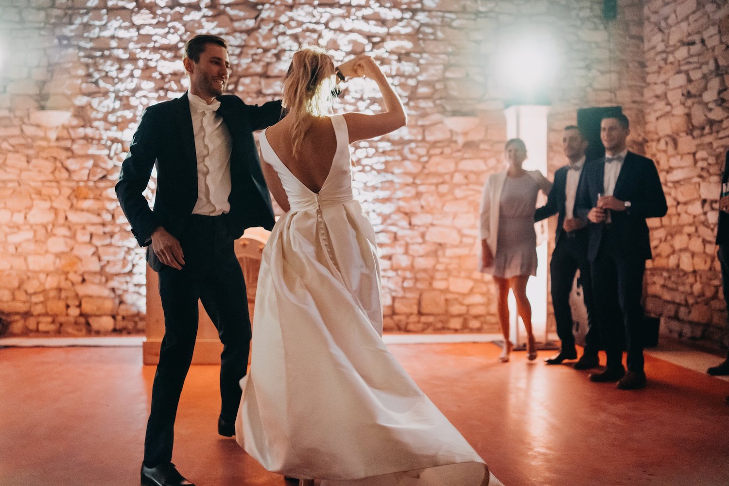 Mariage au Mas des Comtes de Provence - Delphine + Lucas - Blog Mariage Madame C