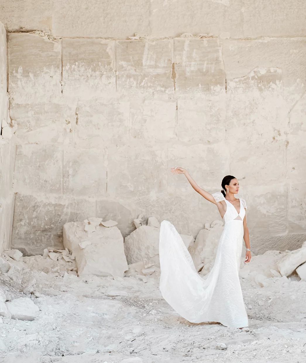 Manon Gontero Collection 2022 - Robes de mariée - Blog Mariage Madame C Manon Gontero Collection 2022 - Robes de mariée - Blog Mariage Madame C