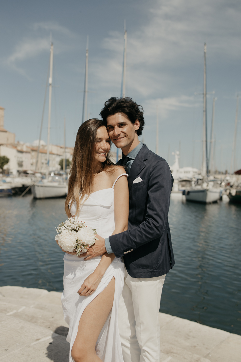 Mariage civil à la Ciotat - Natacha + Axel - Blog Mariage Madame C