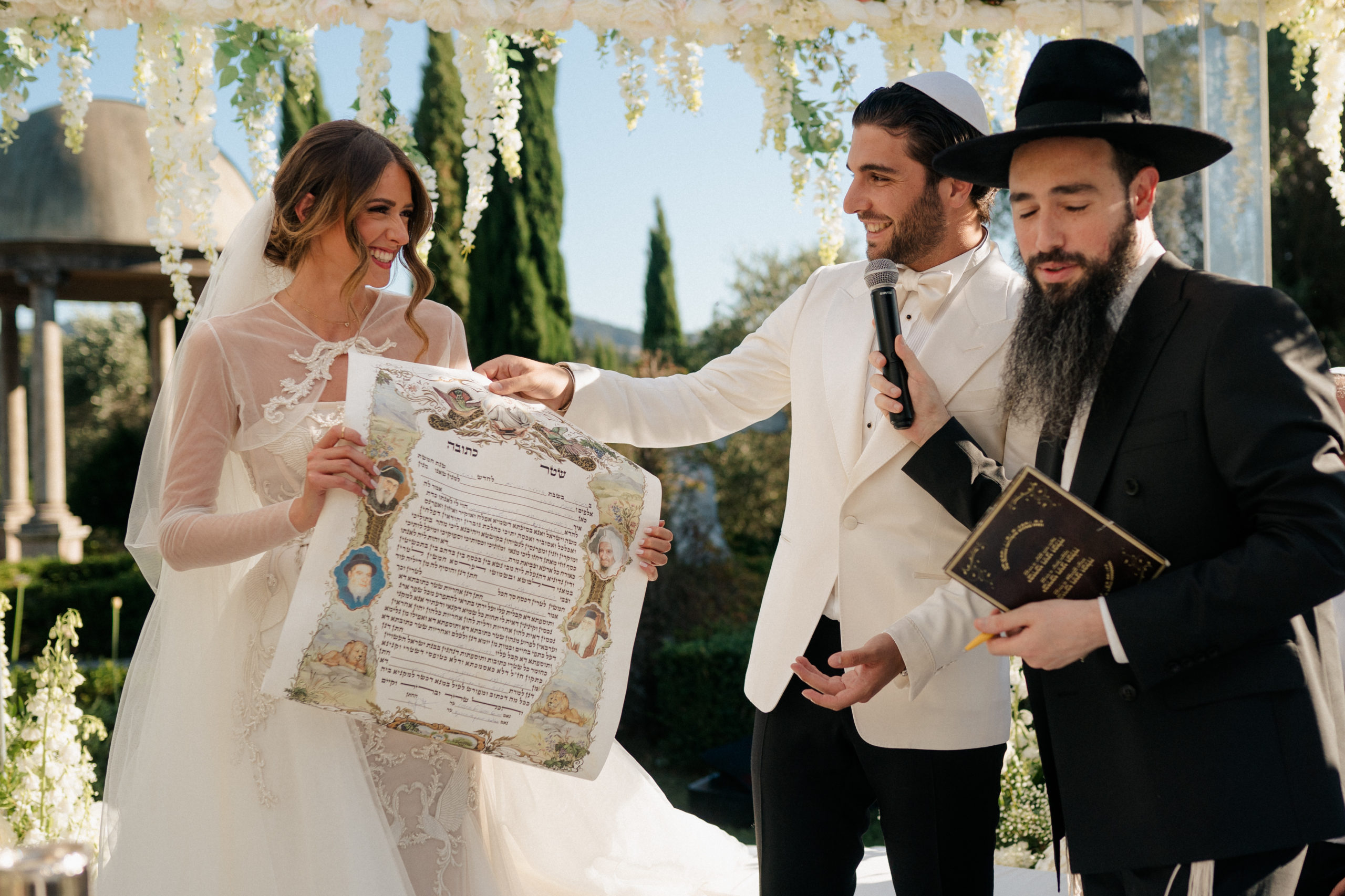 Mariage à Grasse au Château Diter - Dana + John - Blog Mariage Madame C Mariage à Grasse au Château Diter - Dana + John - Blog Mariage Madame C