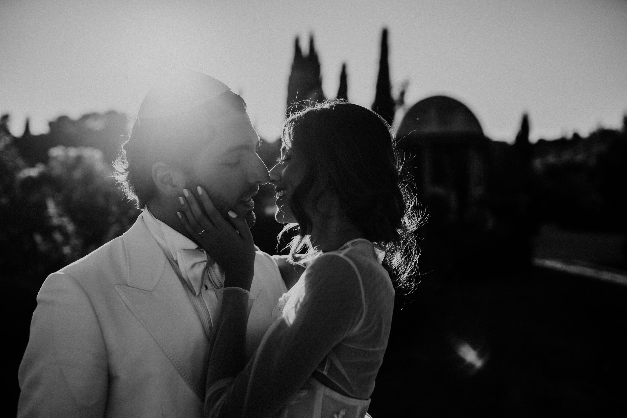 Mariage à Grasse au Château Diter - Dana + John - Blog Mariage Madame C Mariage à Grasse au Château Diter - Dana + John - Blog Mariage Madame C