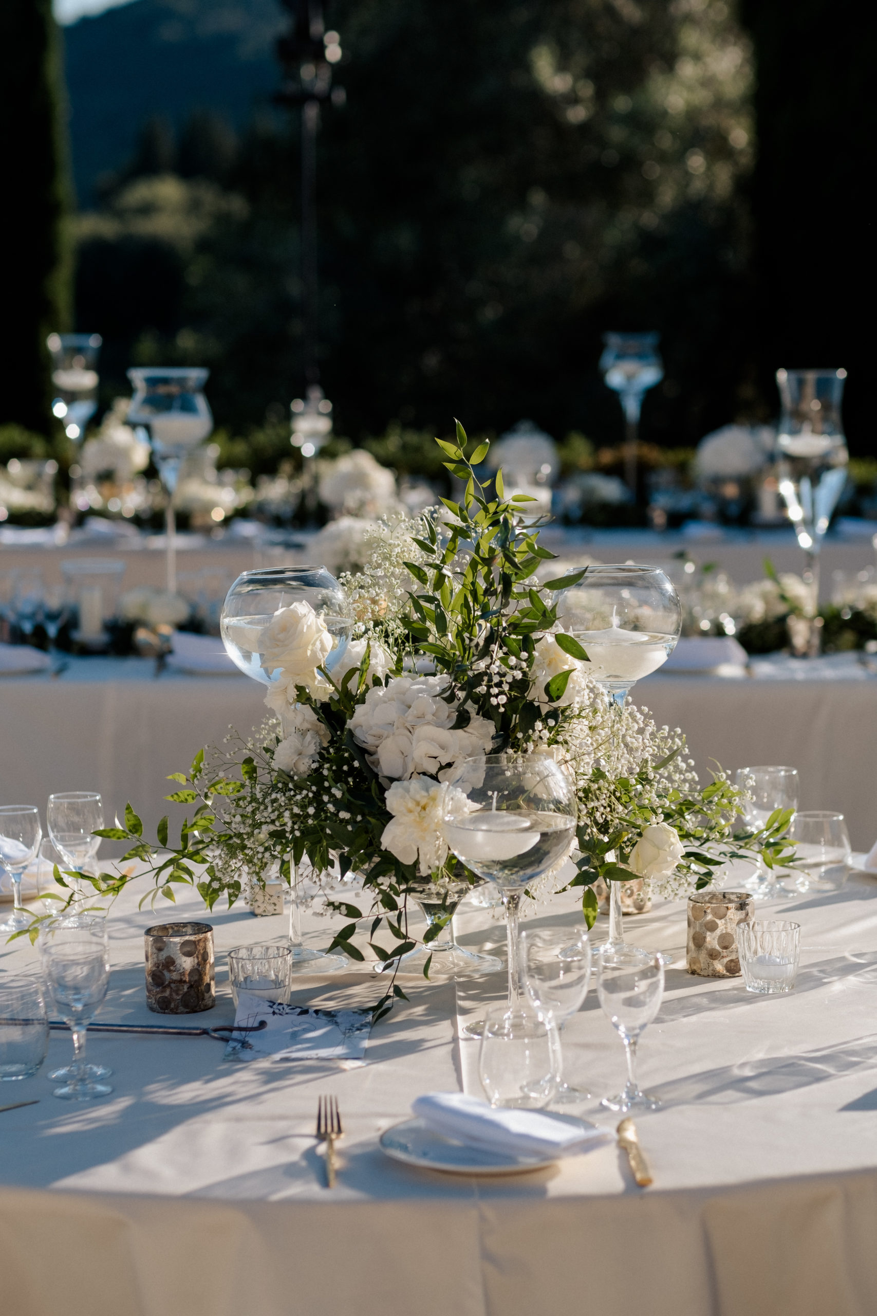 Mariage à Grasse au Château Diter - Dana + John - Blog Mariage Madame C Mariage à Grasse au Château Diter - Dana + John - Blog Mariage Madame C