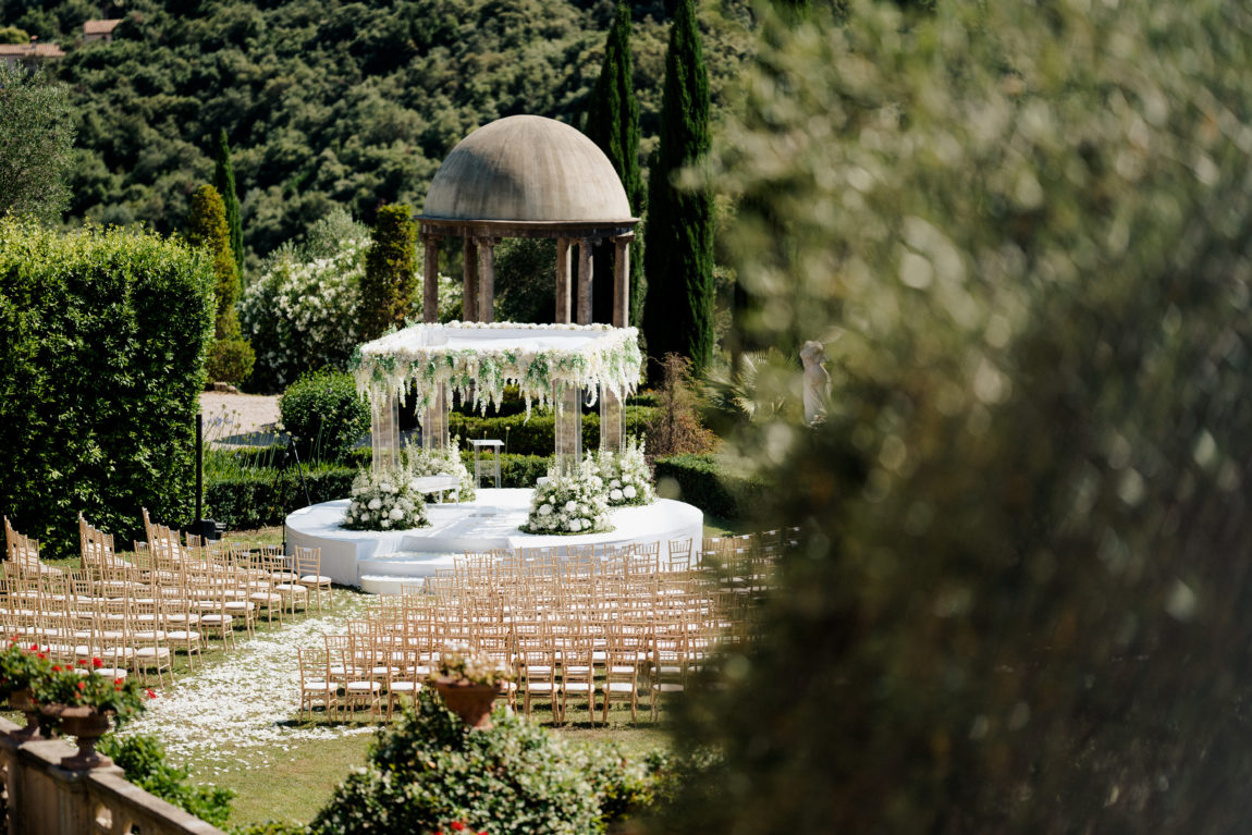 Mariage à Grasse au Château Diter - Dana + John - Blog Mariage Madame C Mariage à Grasse au Château Diter // Crédit - Ben Lévy