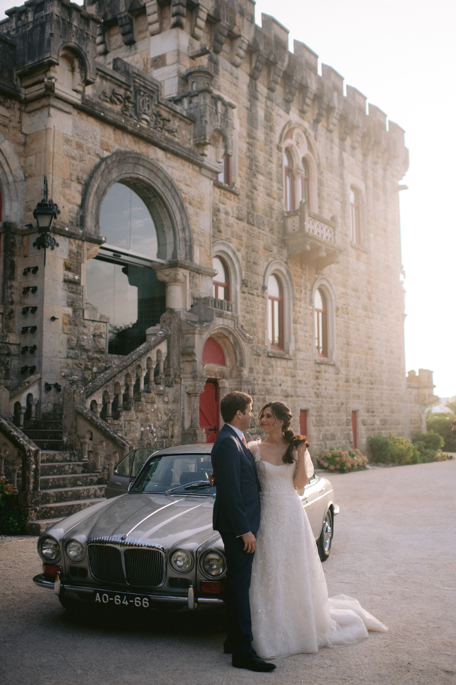 Mariage au Monastère de Penha Longa à Lisbonne - Ornella + Pedro - Blog Mariage Madame C