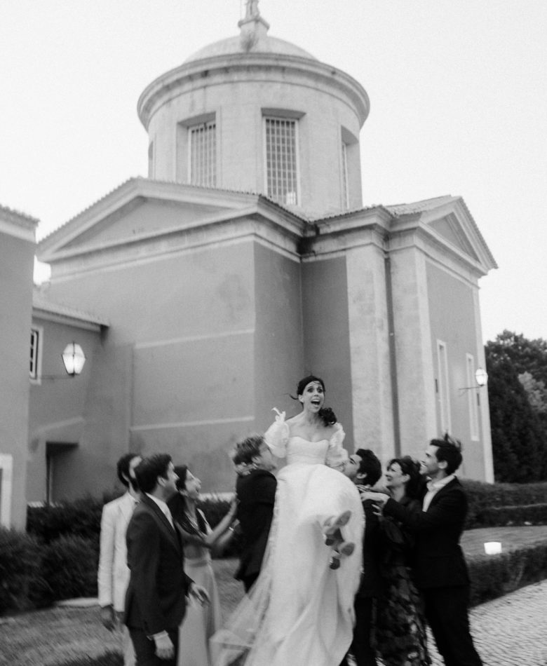 Mariage à Lisbonne au Monastère de Penha Longa  // Photo - Alex Tome