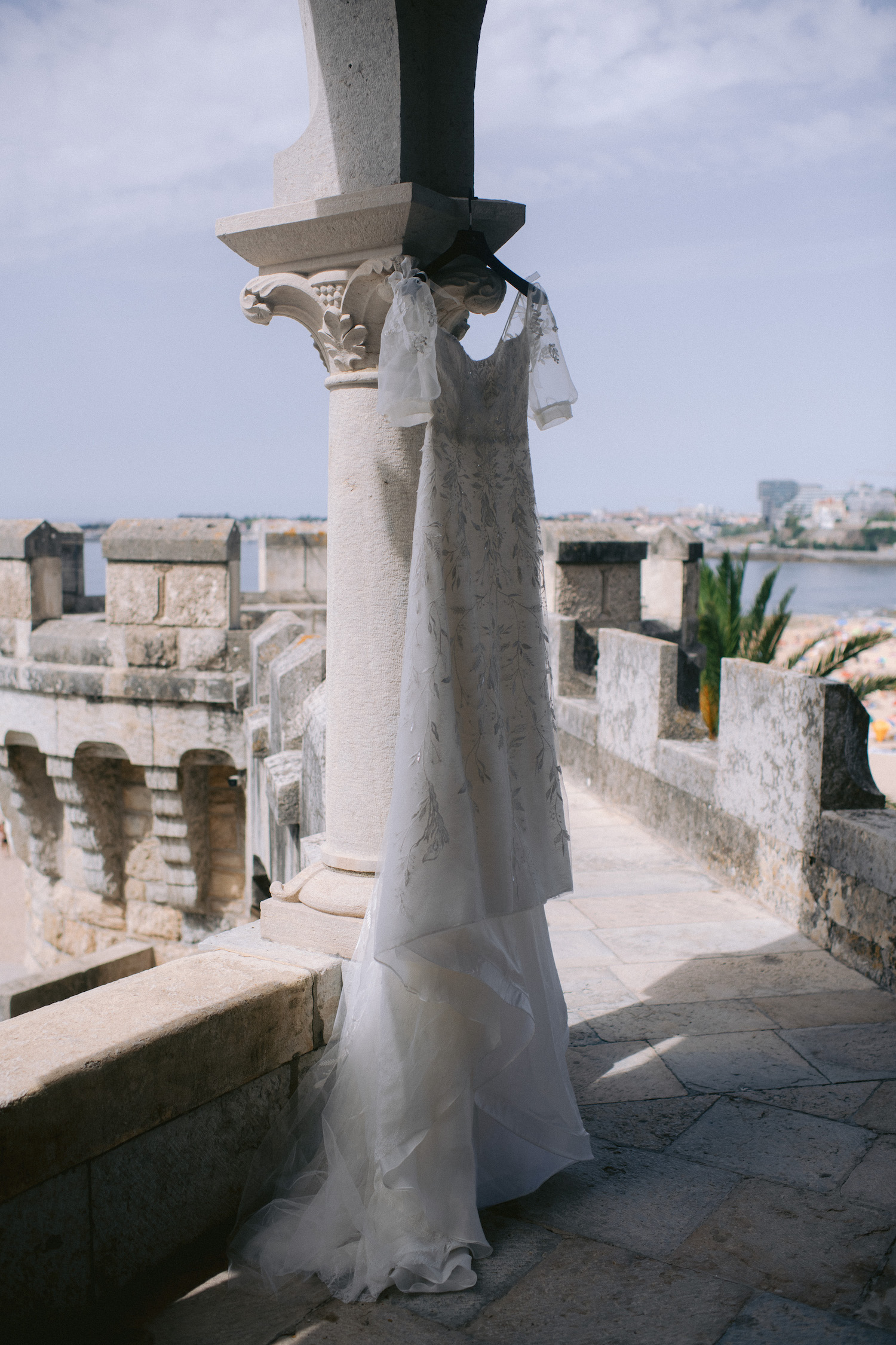 Mariage au Monastère de Penha Longa à Lisbonne - Ornella + Pedro - Blog Mariage Madame C