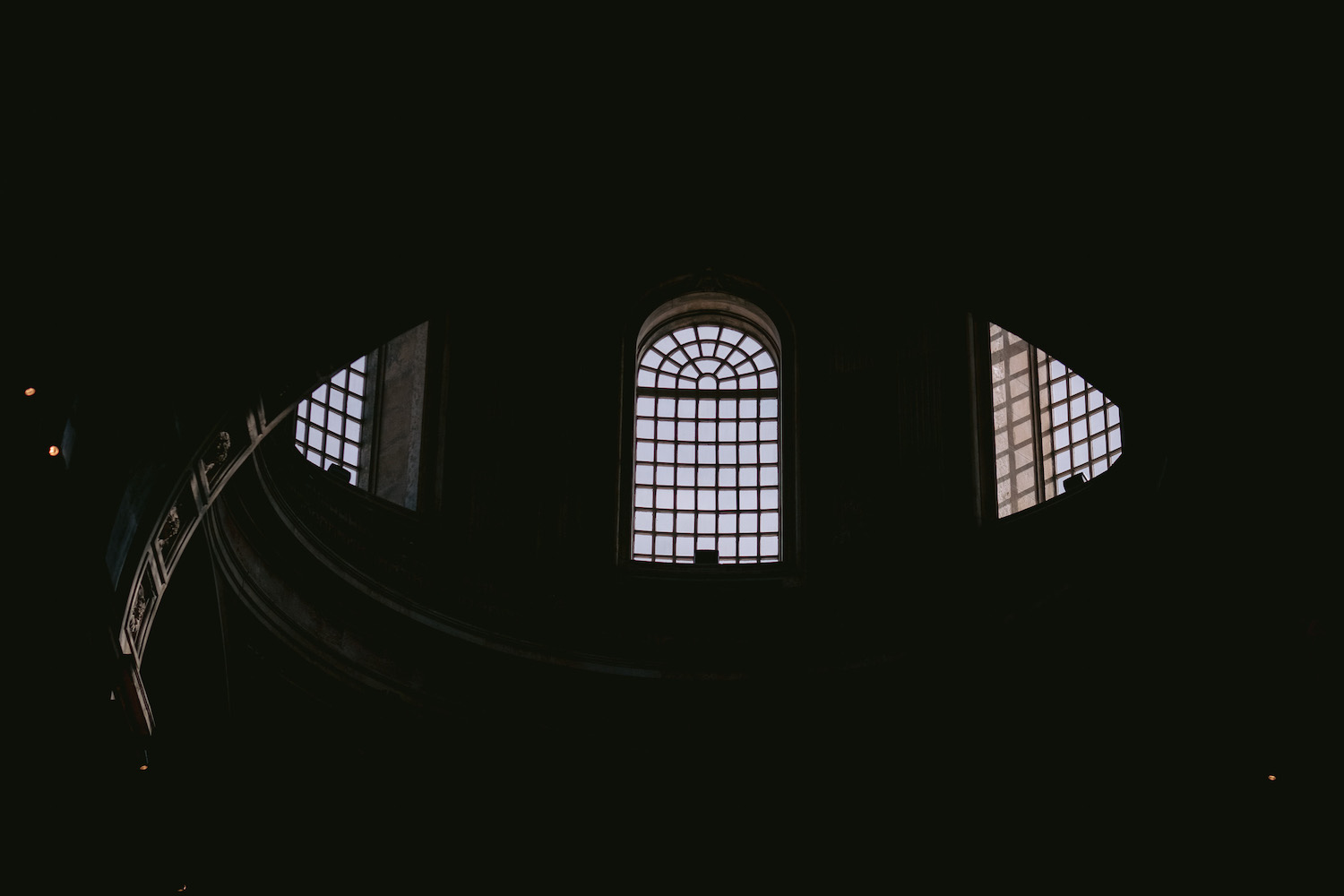 Mariage au Monastère de Penha Longa à Lisbonne - Ornella + Pedro - Blog Mariage Madame C