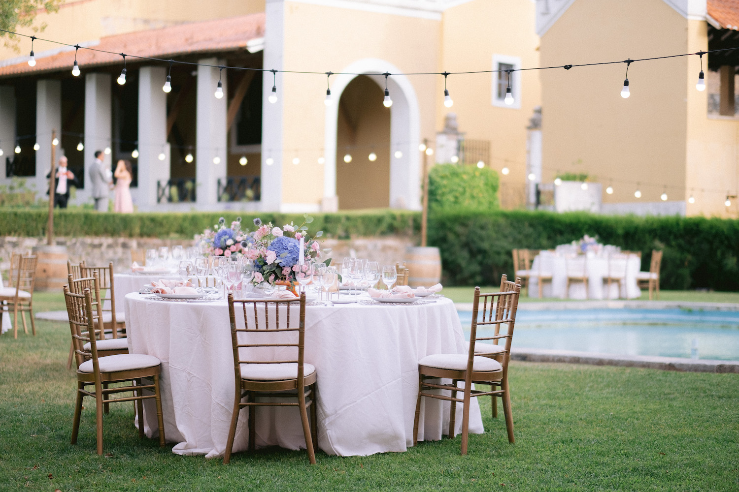 Mariage au Monastère de Penha Longa à Lisbonne - Ornella + Pedro - Blog Mariage Madame C