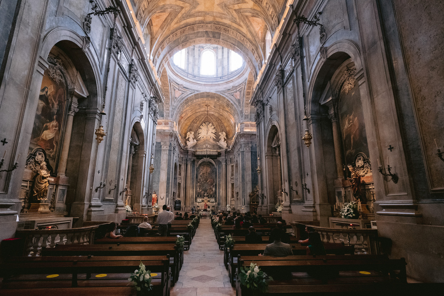 Mariage au Monastère de Penha Longa à Lisbonne - Ornella + Pedro - Blog Mariage Madame C