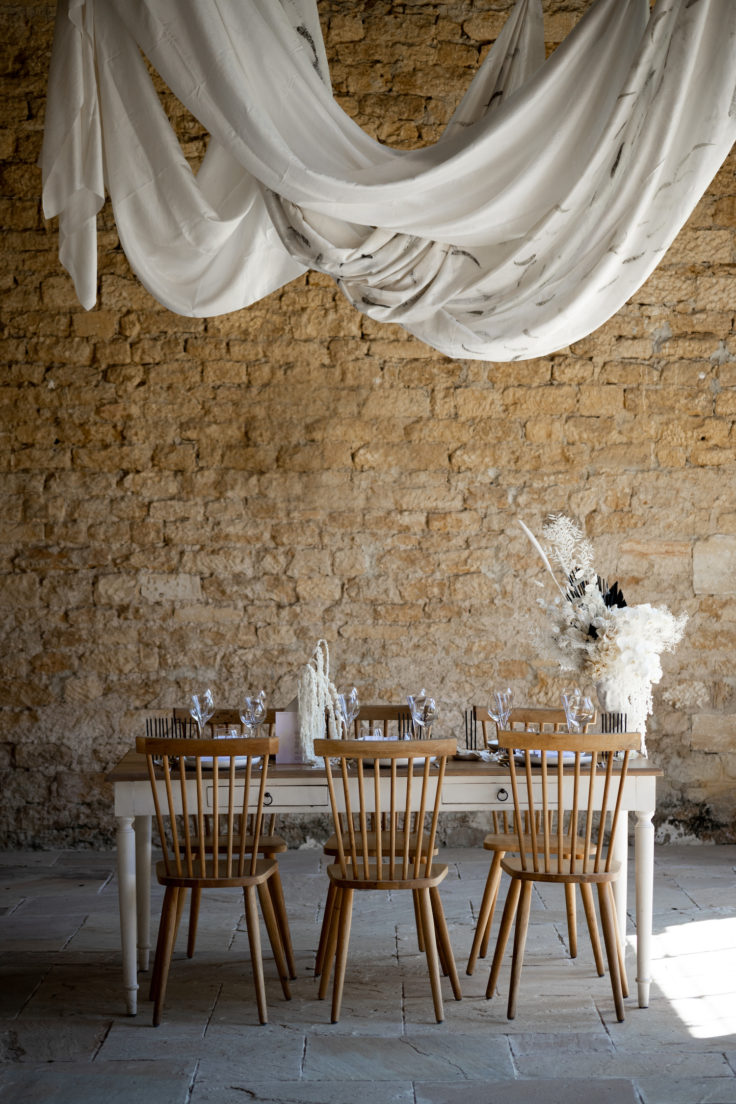 Mariage Couture en noir et blanc // Crédits - Marion Fort et The Sweet Romance