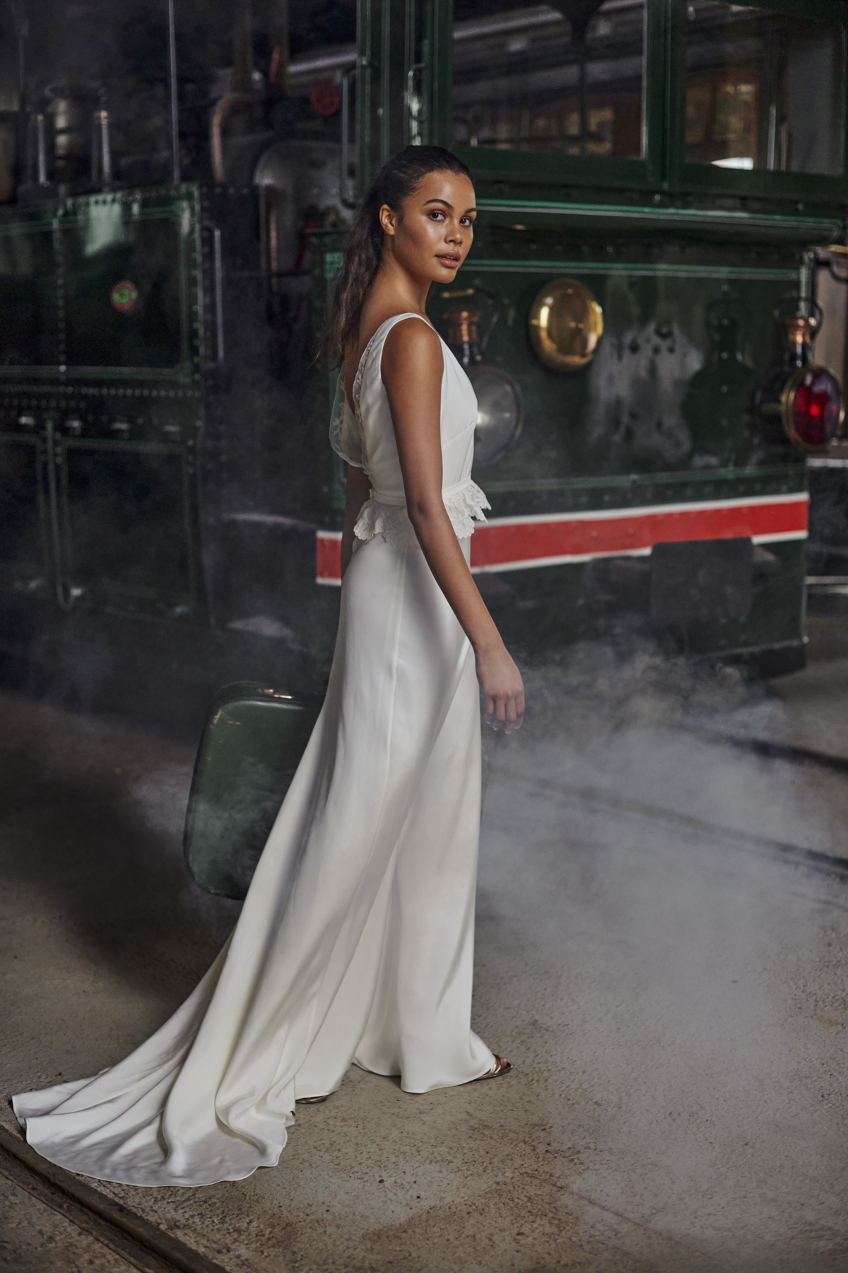 Valentine Avoh Collection 2022 - Robe de mariée - Blog Mariage Madame C Valentine Avoh Collection 2022 - Robe de mariée - Blog Mariage Madame C