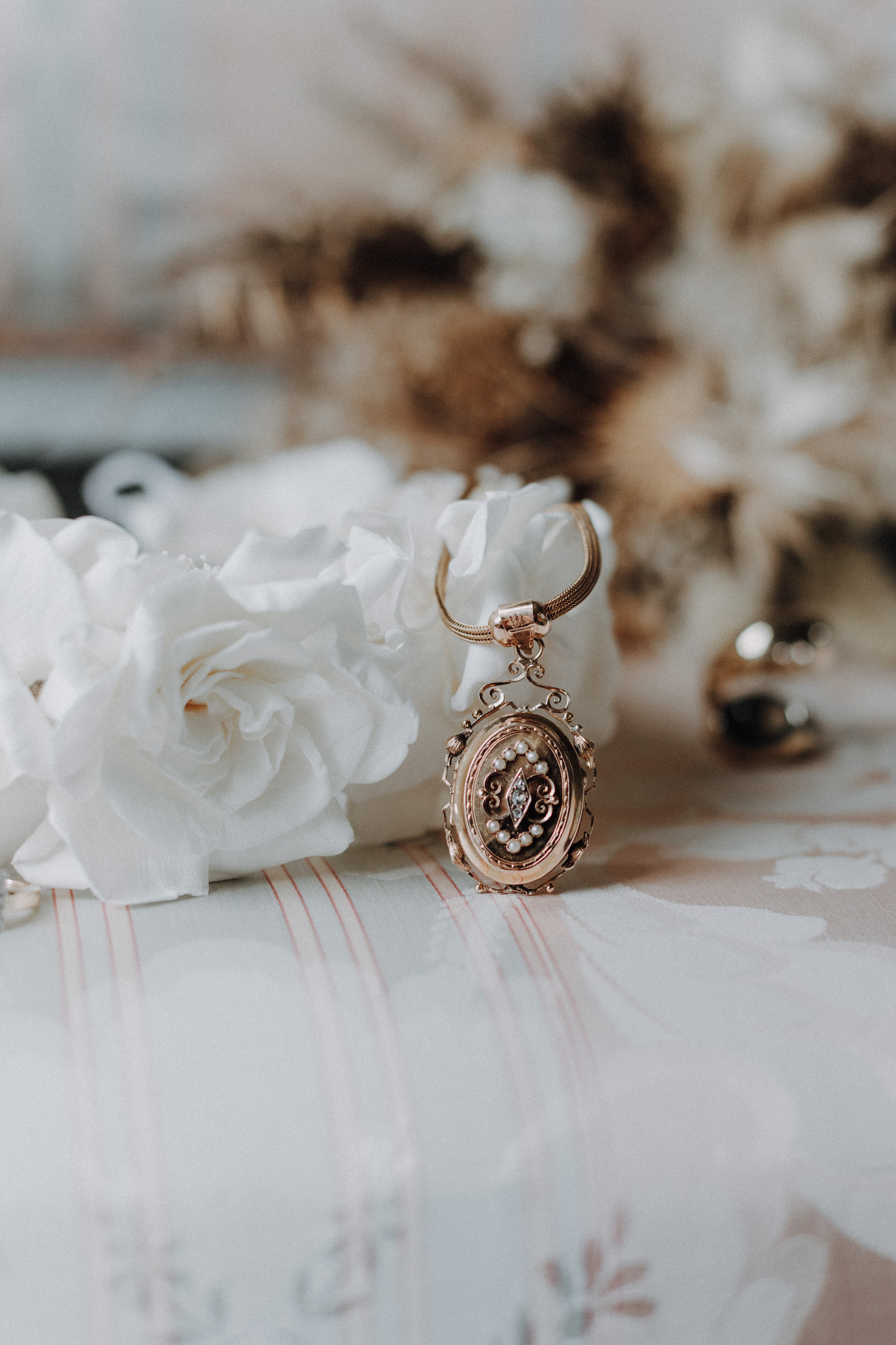 Mariage bohème en Normandie - Louise + Alexandre - Blog Mariage Madame C