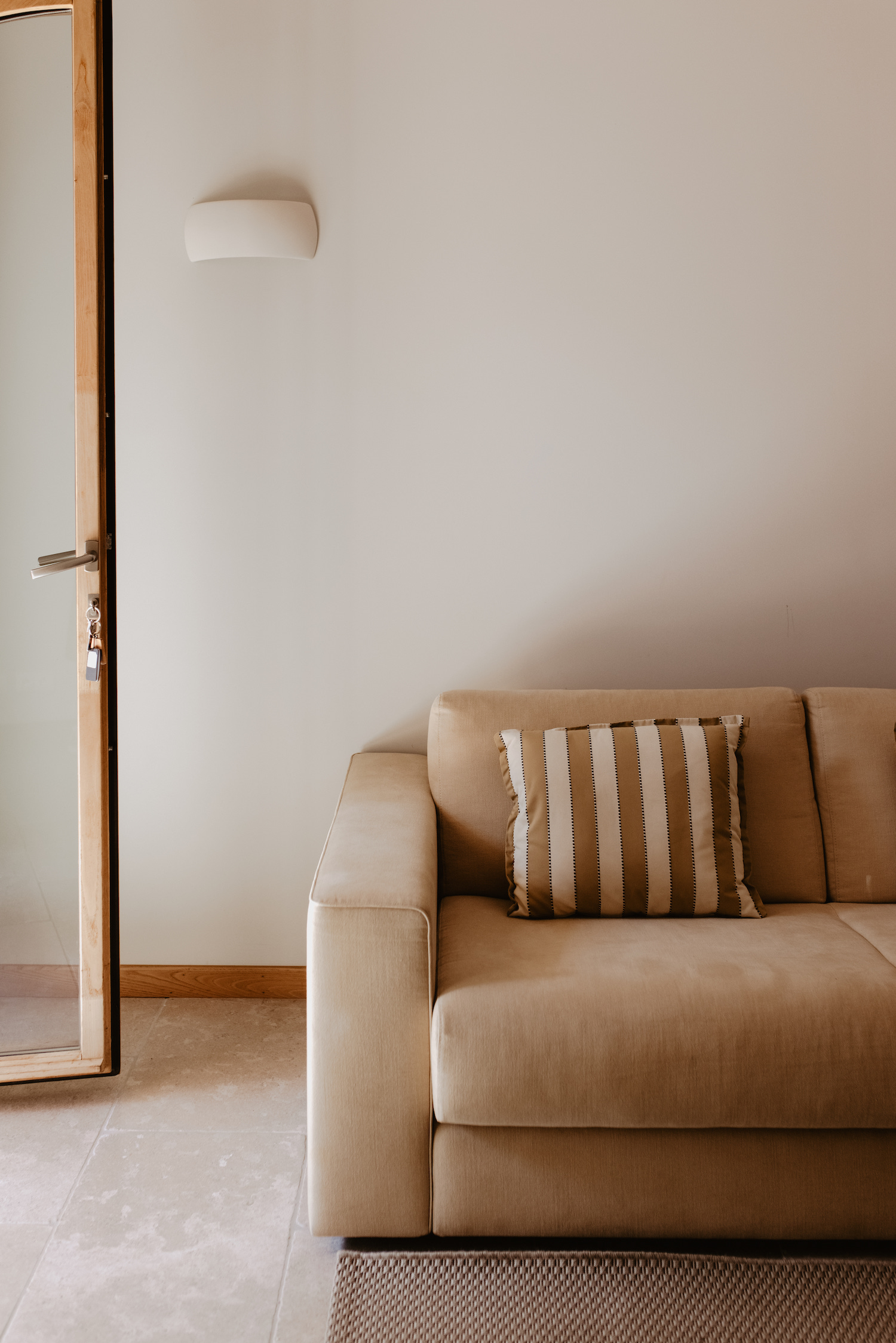 Mariage d'Automne au Lavandou - Julie + Romain - Blog Mariage Madame C