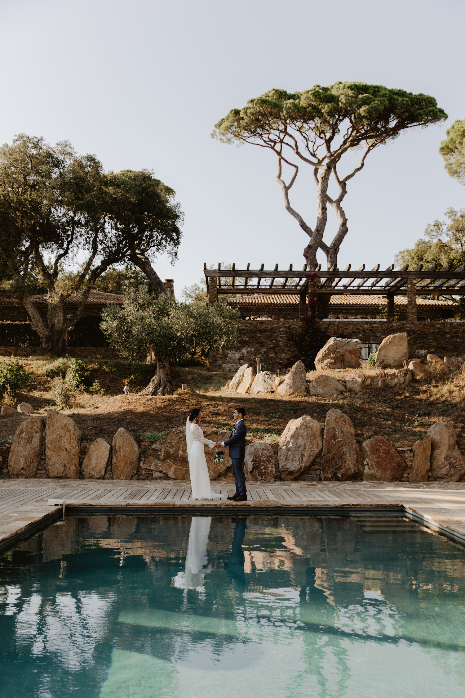 Mariage d'Automne au Lavandou - Julie + Romain - Blog Mariage Madame C