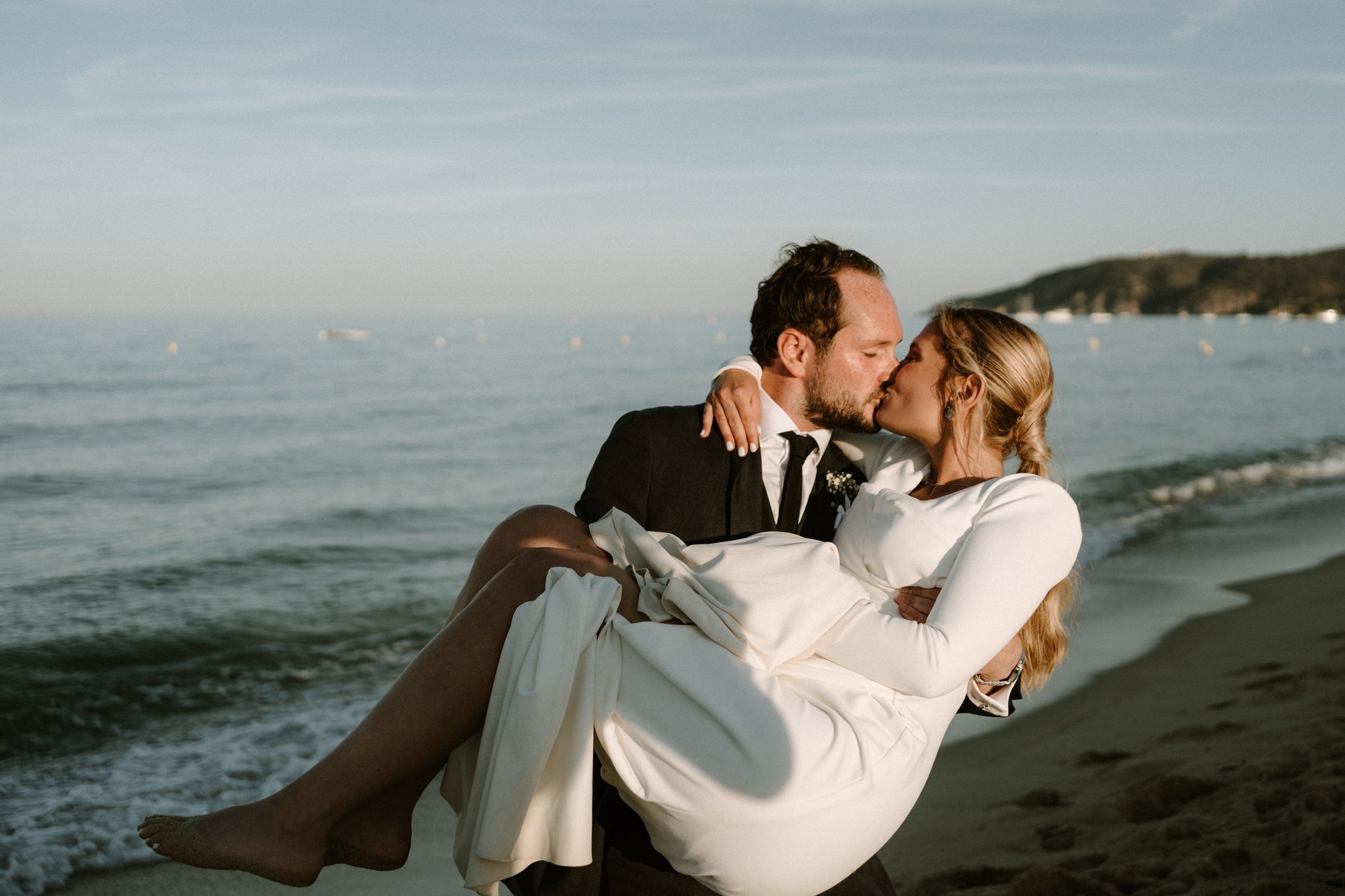 Mariage de bord de mer à St Tropez • © Laurent Brouzet