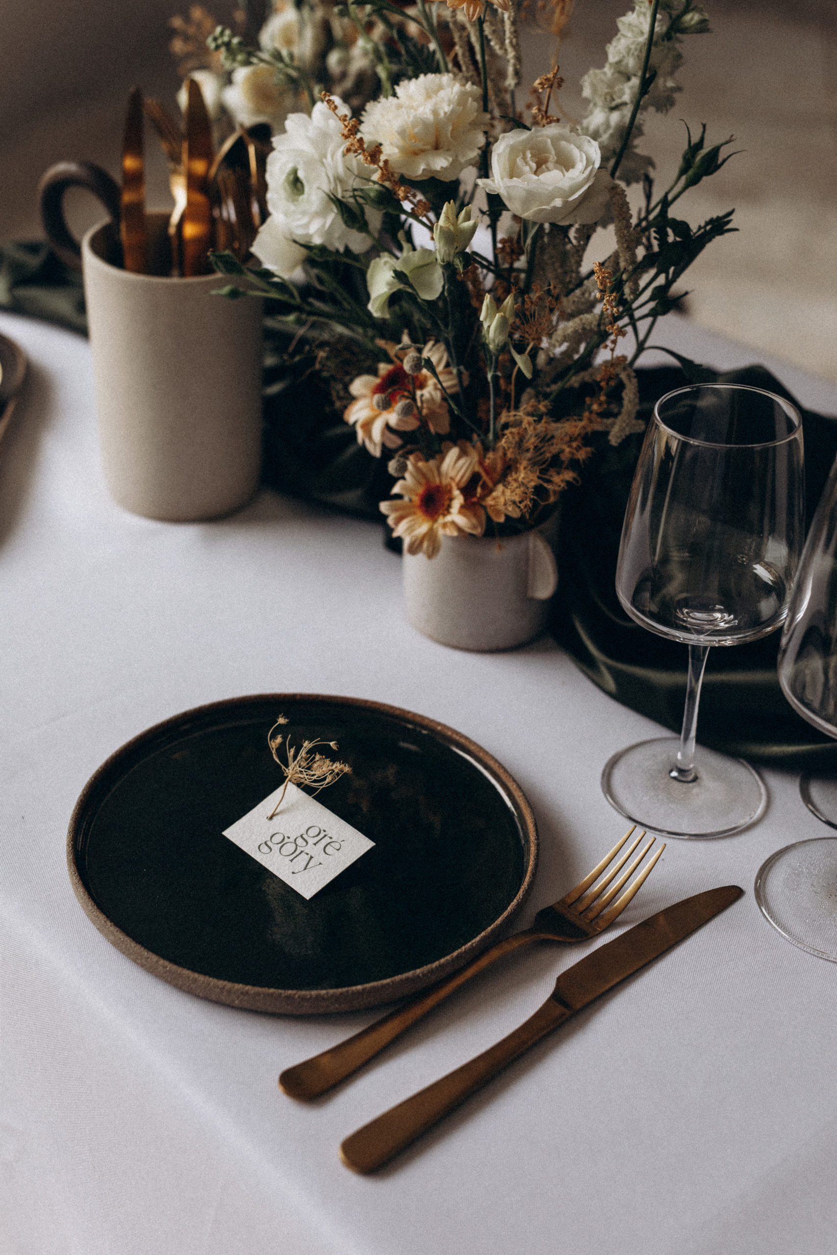 Mariage minimaliste à Toulouse