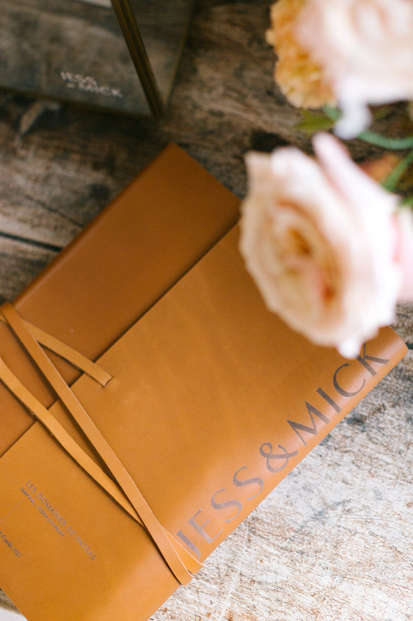 Mariage de Provence aux Domaines de Patras - Jessica + Mickaël - Blog Mariage Madame C