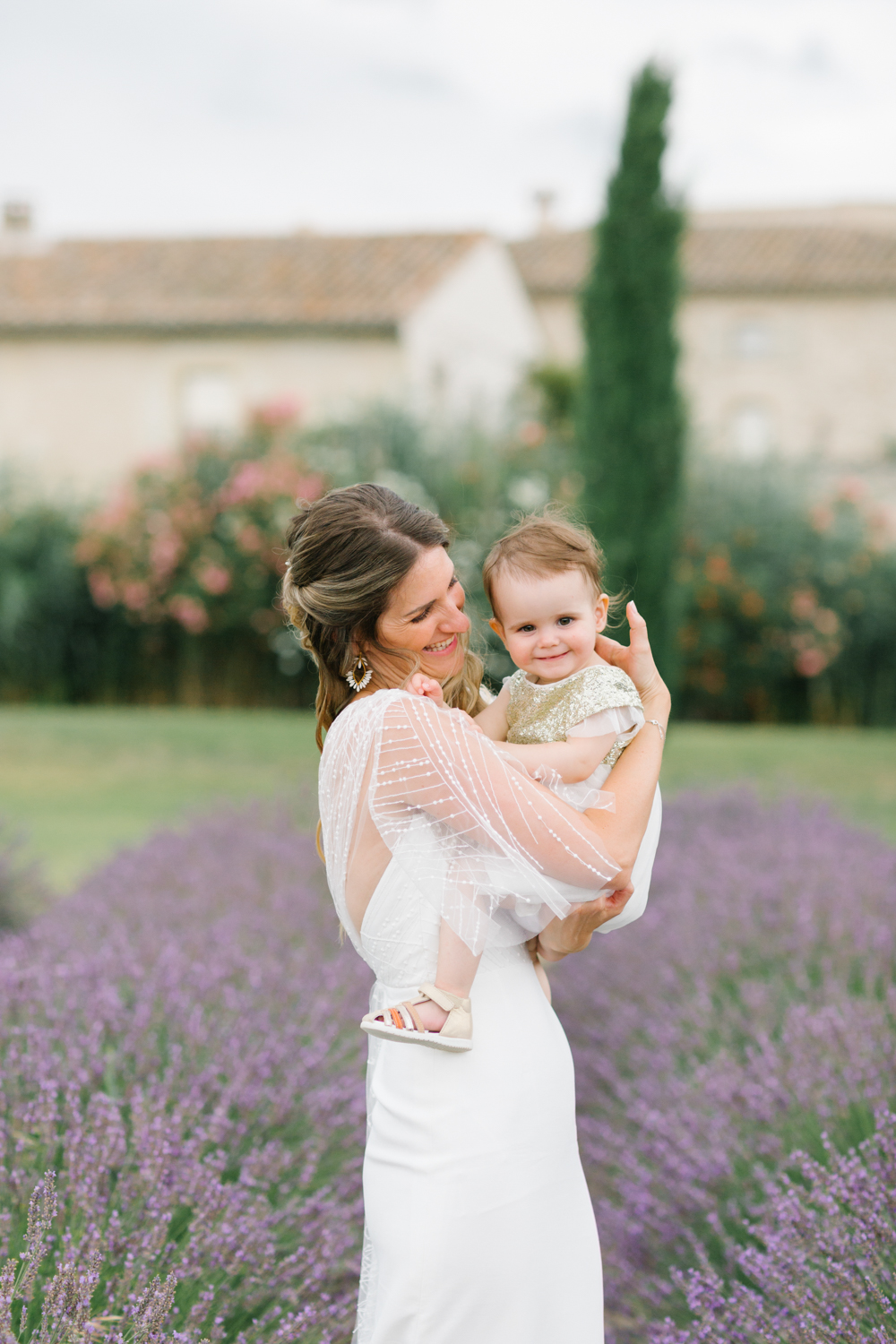 Mariage de Provence aux Domaines de Patras - Jessica + Mickaël - Blog Mariage Madame C