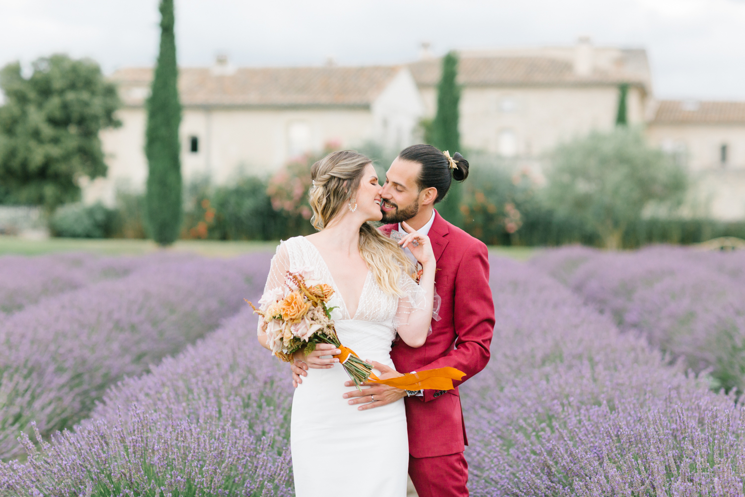 Mariage de Provence aux Domaines de Patras - Jessica + Mickaël - Blog Mariage Madame C