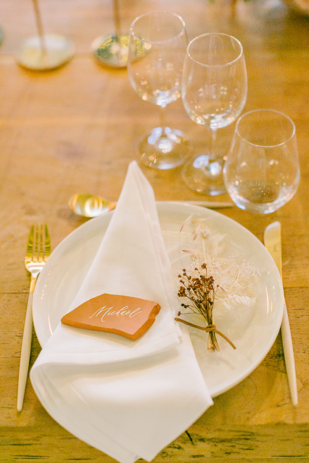 Mariage de Provence aux Domaines de Patras - Jessica + Mickaël - Blog Mariage Madame C