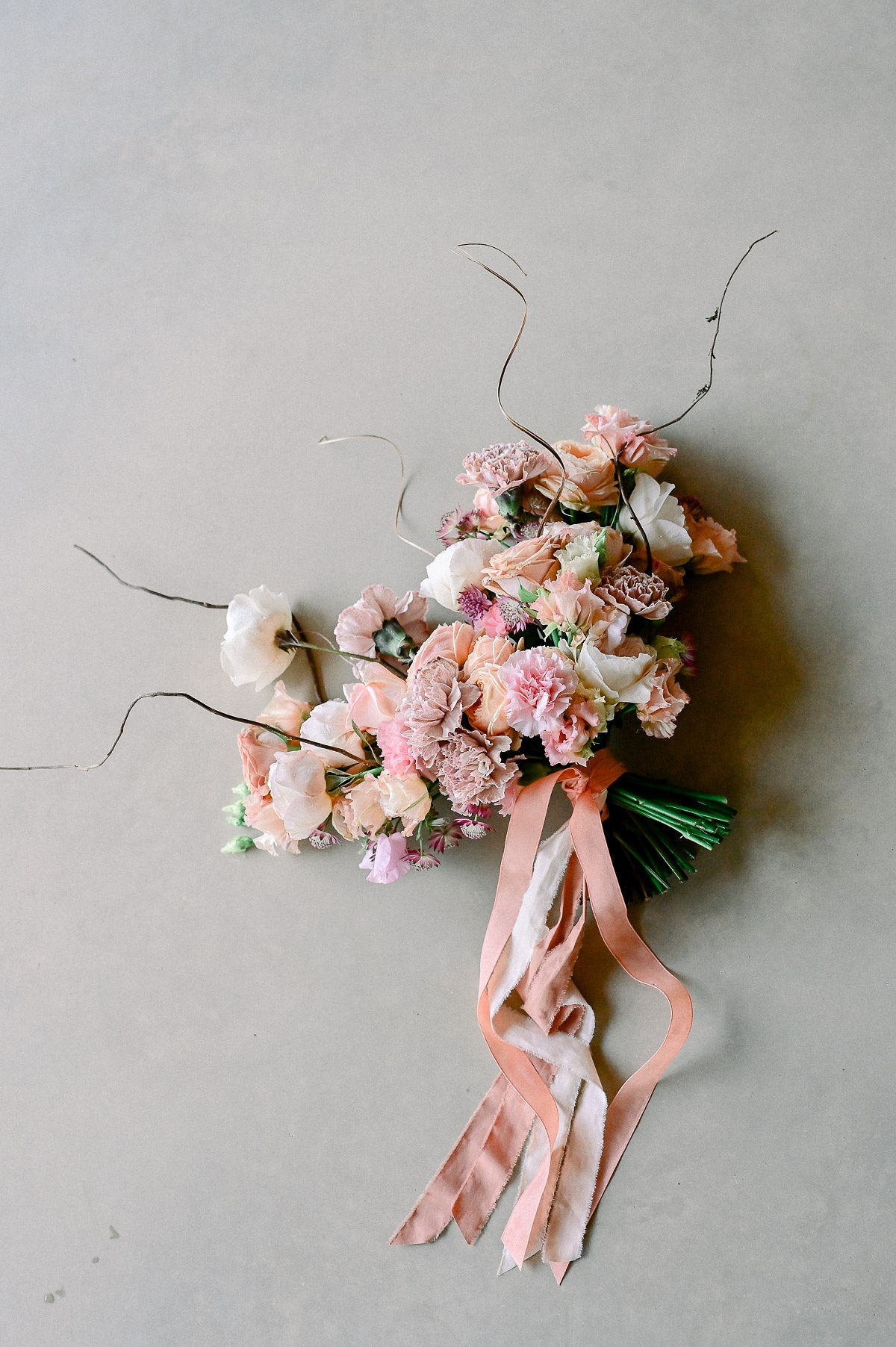 Mariage simple aux inspirations sauvages • © Christophe Serrano