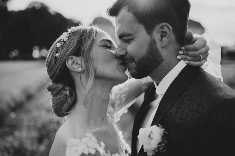 Destination wedding en Bourgogne au Château de Varennes — Maria & Mathieu - Blog Mariage Madame C