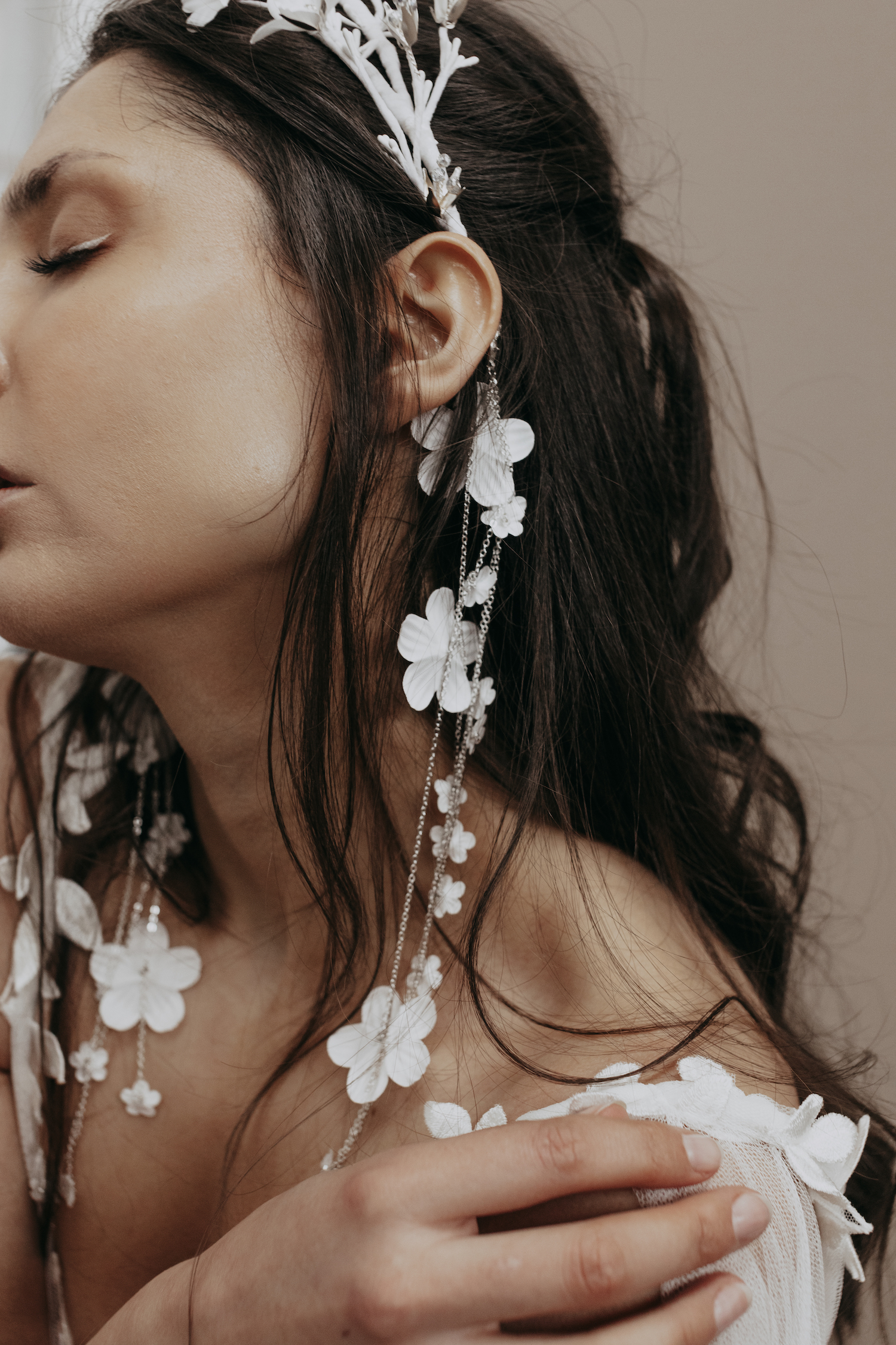 Anthemis Paris Collection 2022 - Bijoux et accessoires de tête - Blog Mariage Madame C Anthemis Paris Collection 2022 - Bijoux et accessoires de tête - Blog Mariage Madame C