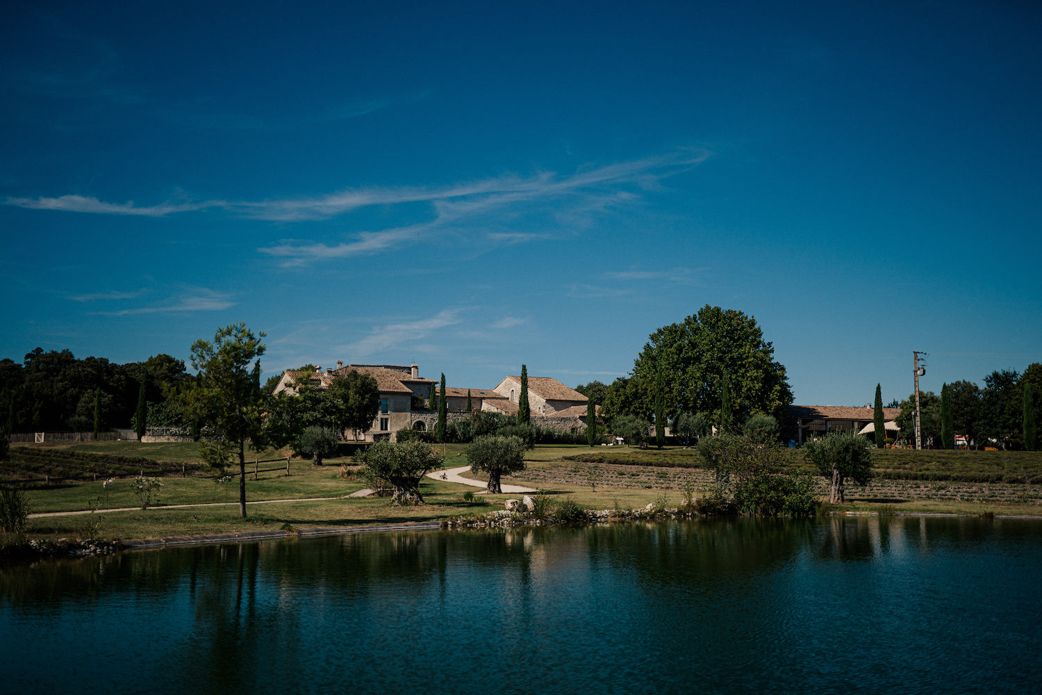 Mariage élégant aux Domaines de Patras - Carla + David - Blog Mariage Madame C
