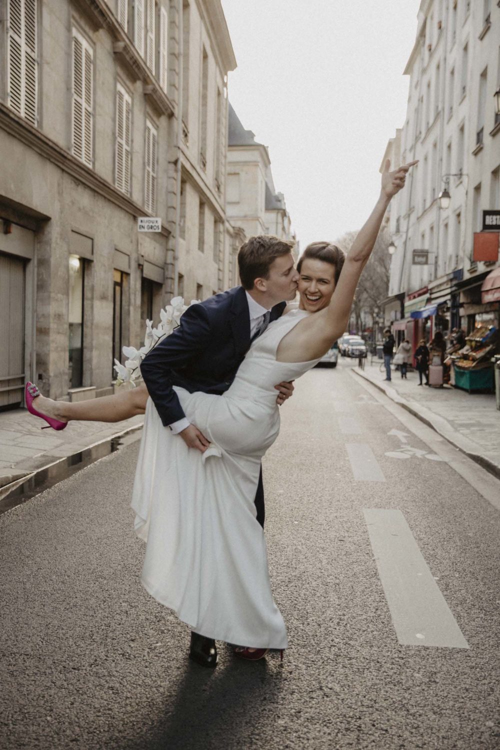 Mariage intime à Paris © Sarah Couturier