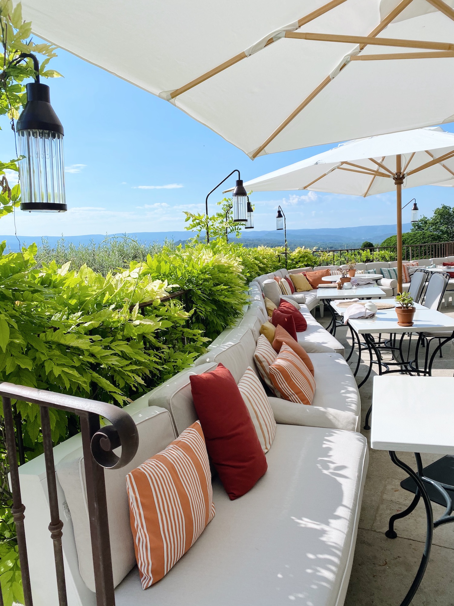 Lune de miel en Provence : les plus beaux hôtels et maisons d’hôtes - Blog Mariage Madame C Lune de miel en Provence : les plus beaux hôtels et maisons d’hôtes - Blog Mariage Madame C