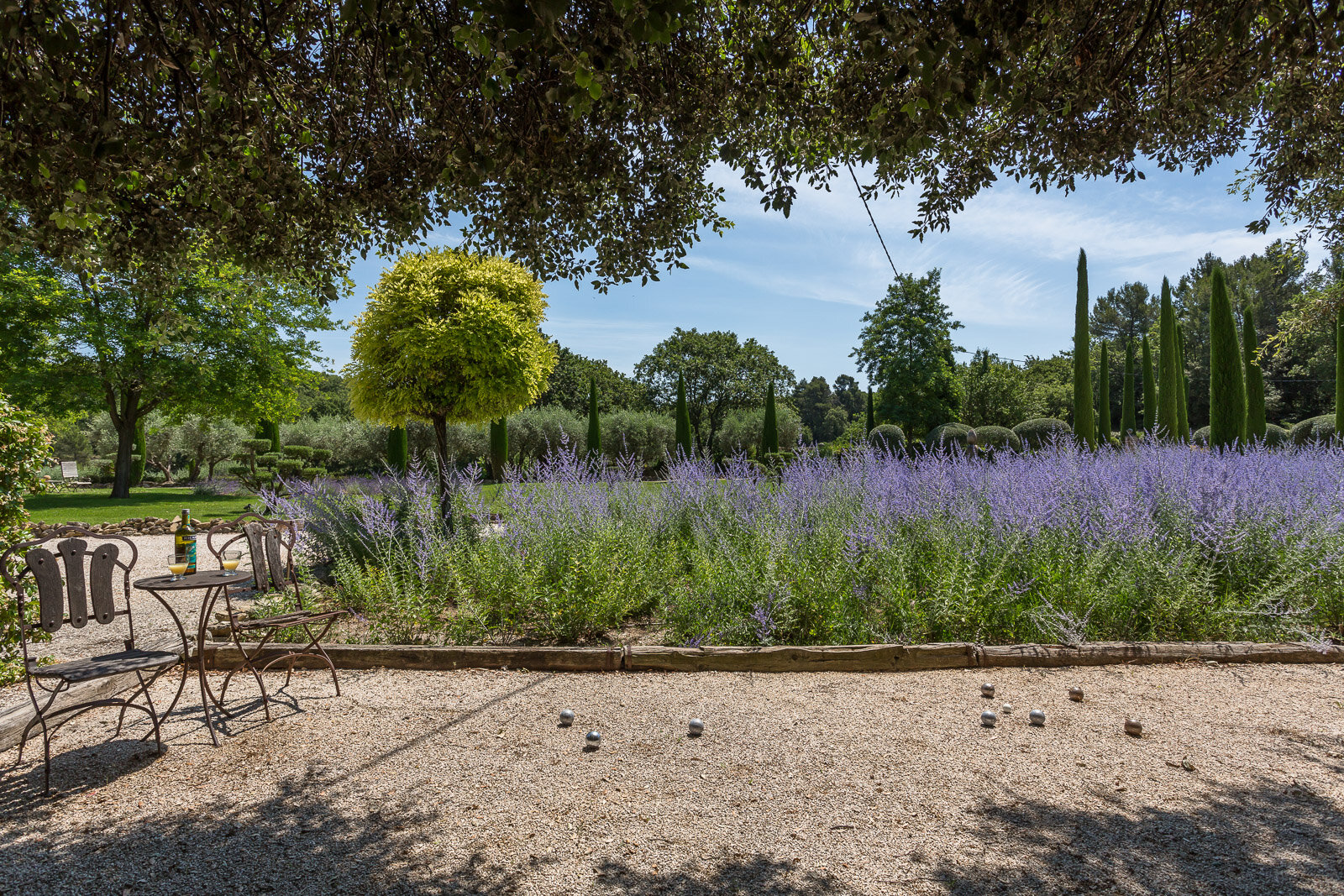 Lune de miel en Provence : les plus beaux hôtels et maisons d’hôtes - Blog Mariage Madame C Lune de miel en Provence : les plus beaux hôtels et maisons d’hôtes - Blog Mariage Madame C