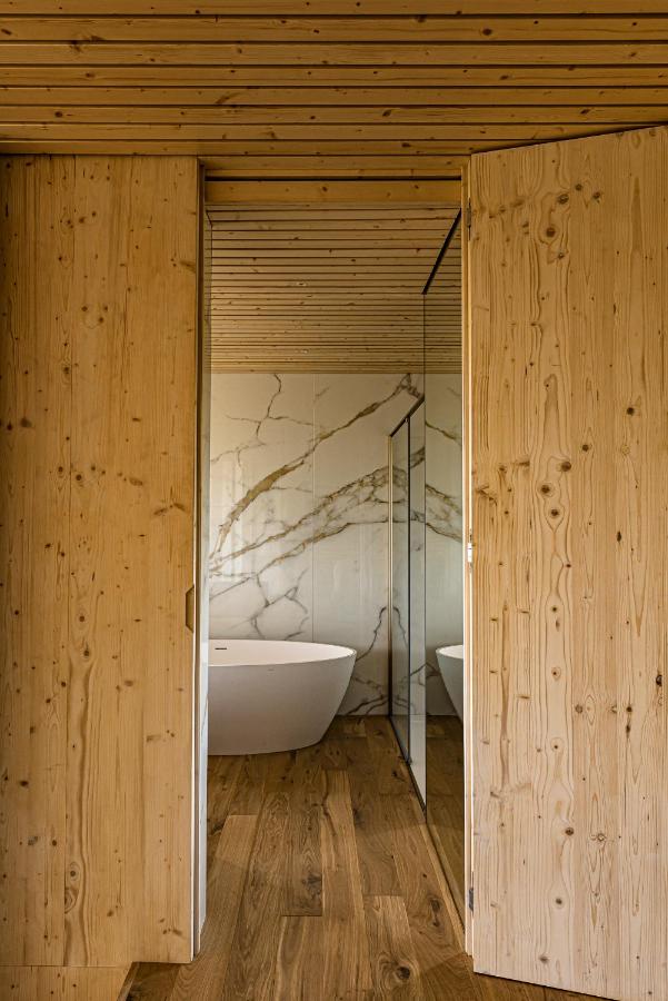 Lune de miel en Provence : les plus beaux hôtels et maisons d’hôtes - Blog Mariage Madame C Lune de miel en Provence : les plus beaux hôtels et maisons d’hôtes - Blog Mariage Madame C