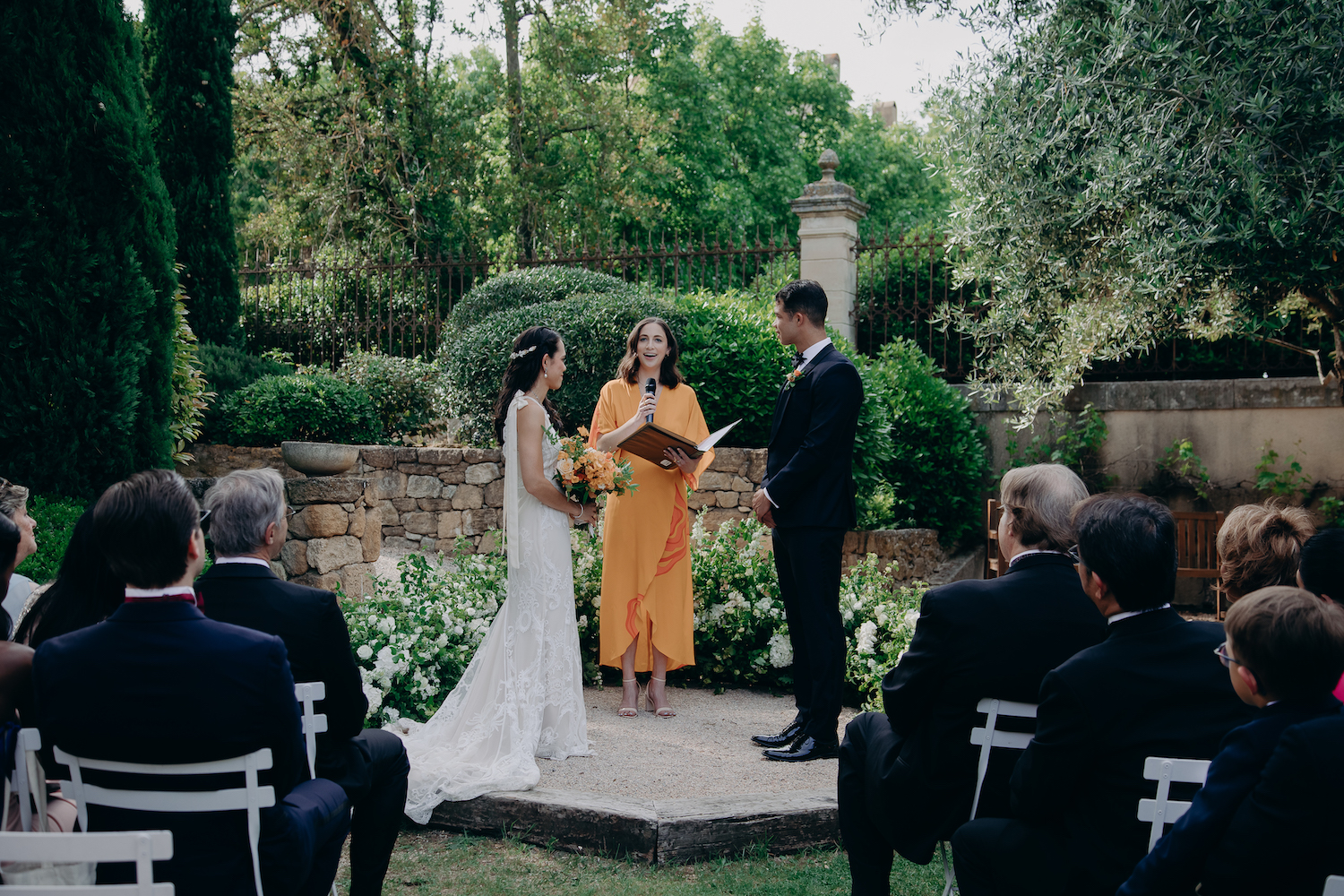 Mariage couture en Provence - Maxine + Owen - Blog Mariage Madame C