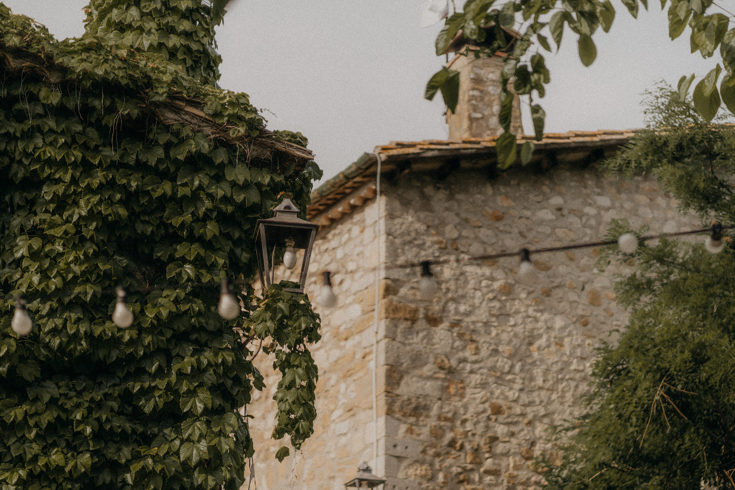 Mariage en Catalogne - Ambre + Alexis - Blog Mariage Madame C Mariage en Catalogne - Ambre + Alexis - Blog Mariage Madame C