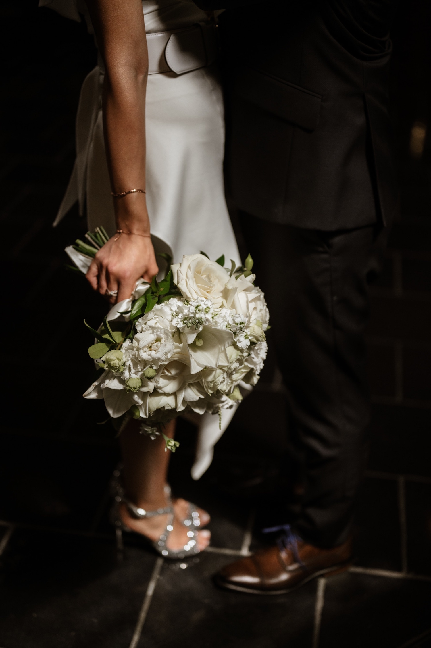 Urban wedding in Lille on a barge - Sawssen + Samuel - Madame C Wedding Blog
