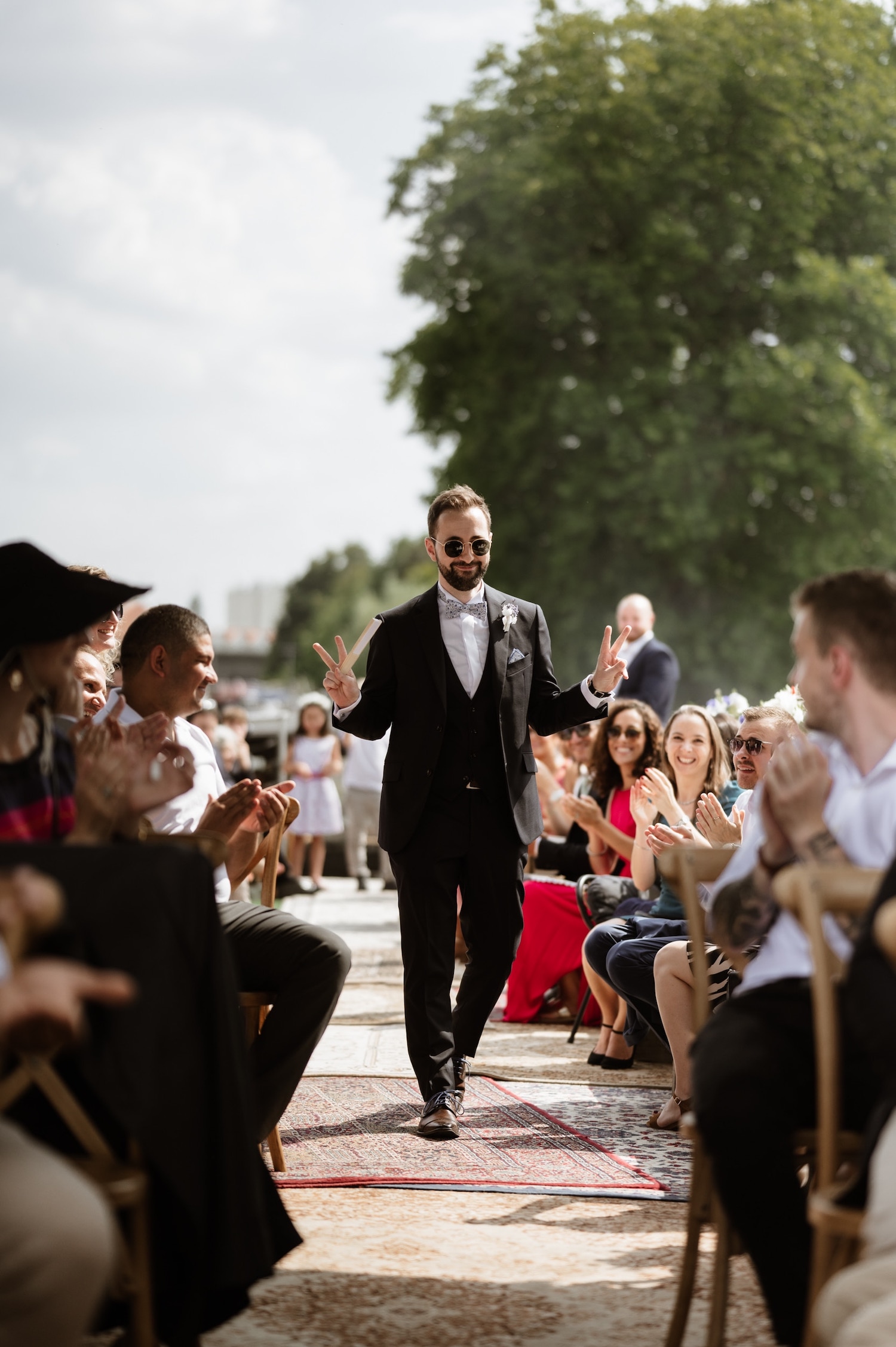 Urban wedding in Lille on a barge - Sawssen + Samuel - Madame C Wedding Blog