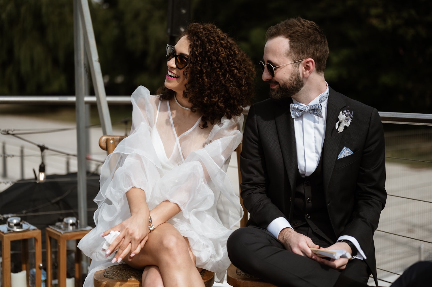 Urban wedding in Lille on a barge - Sawssen + Samuel - Madame C Wedding Blog